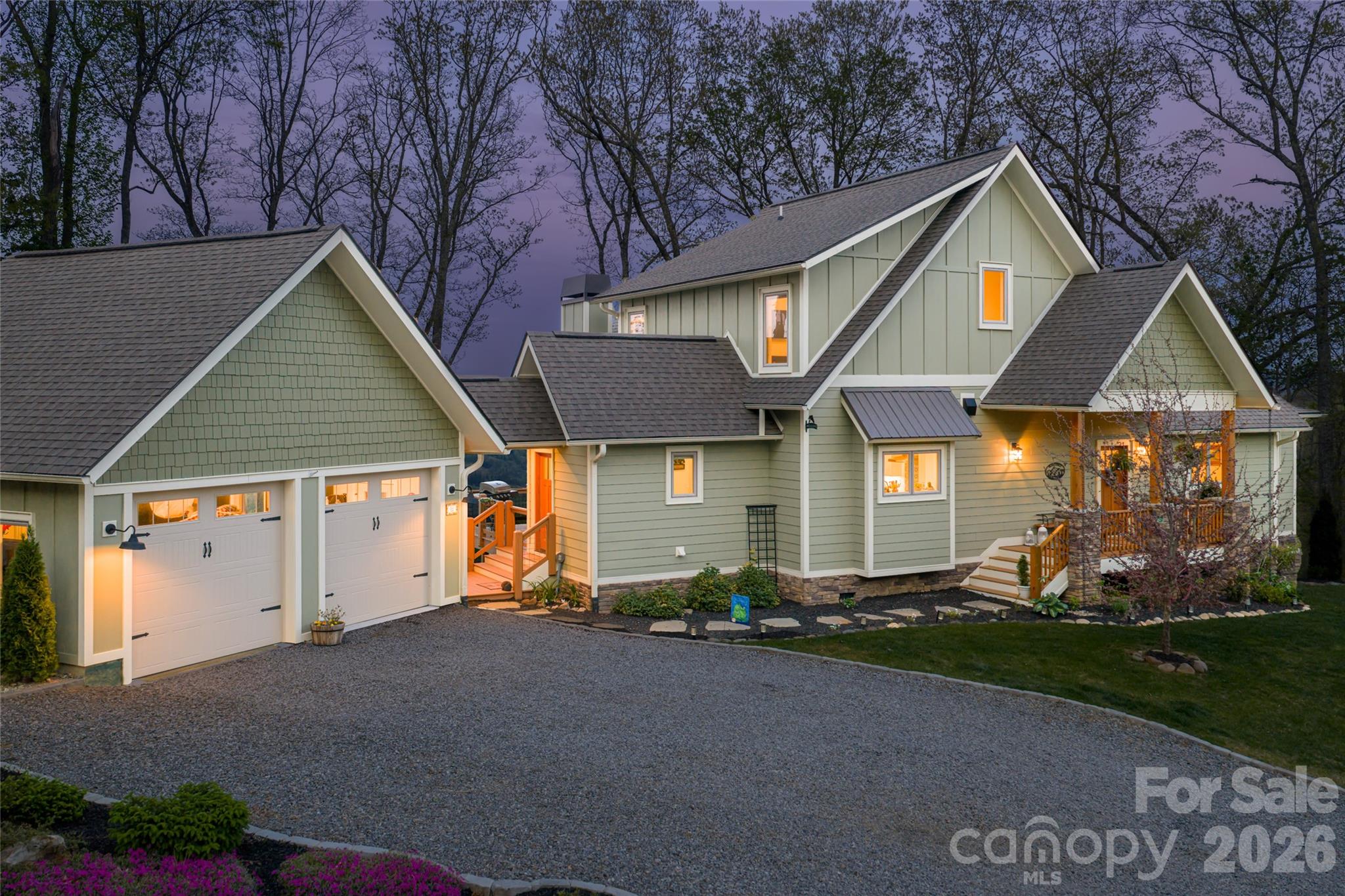 366 Signature Row Boulevard — Waynesville