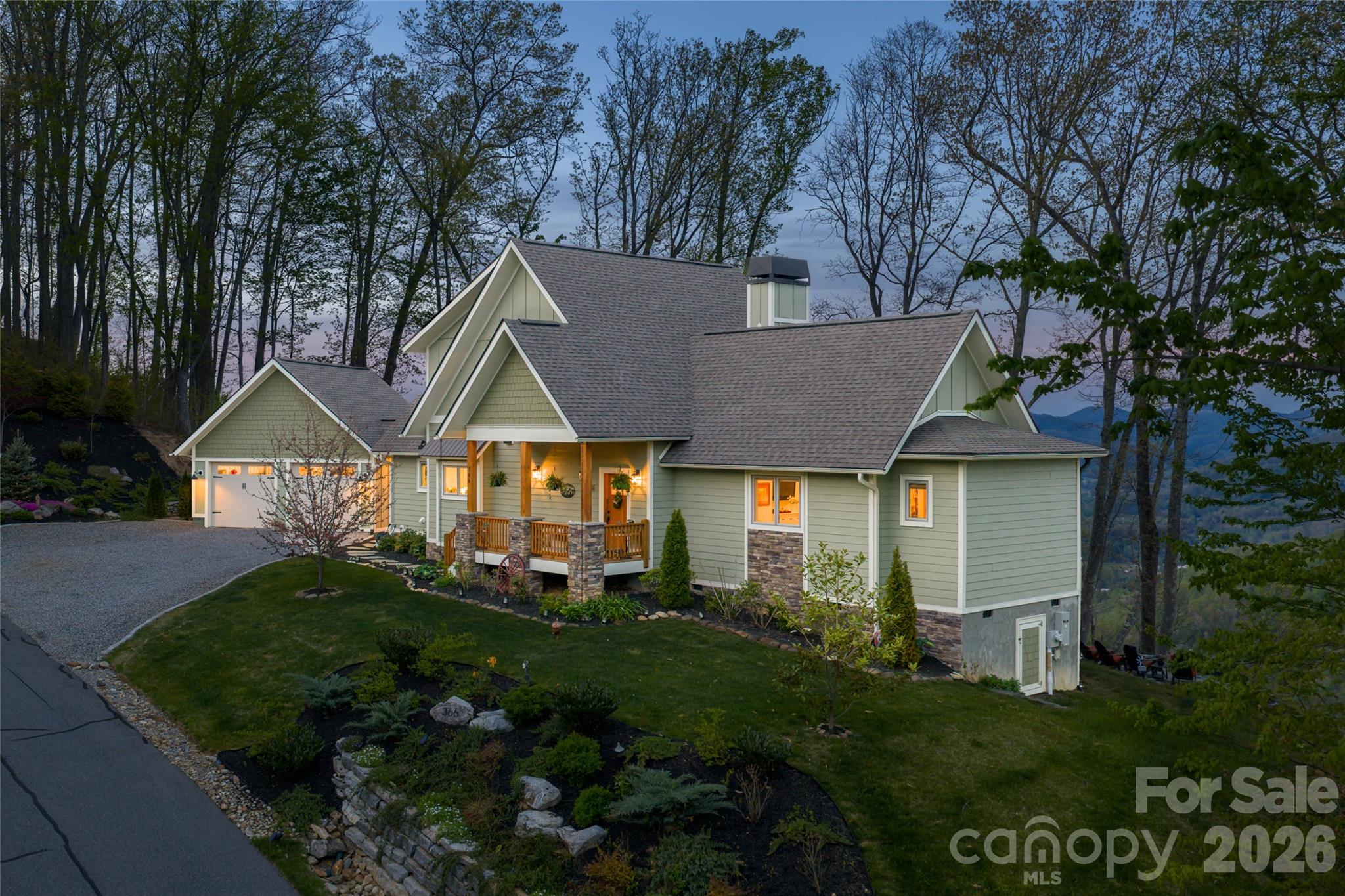 366 Signature Row Boulevard — Waynesville