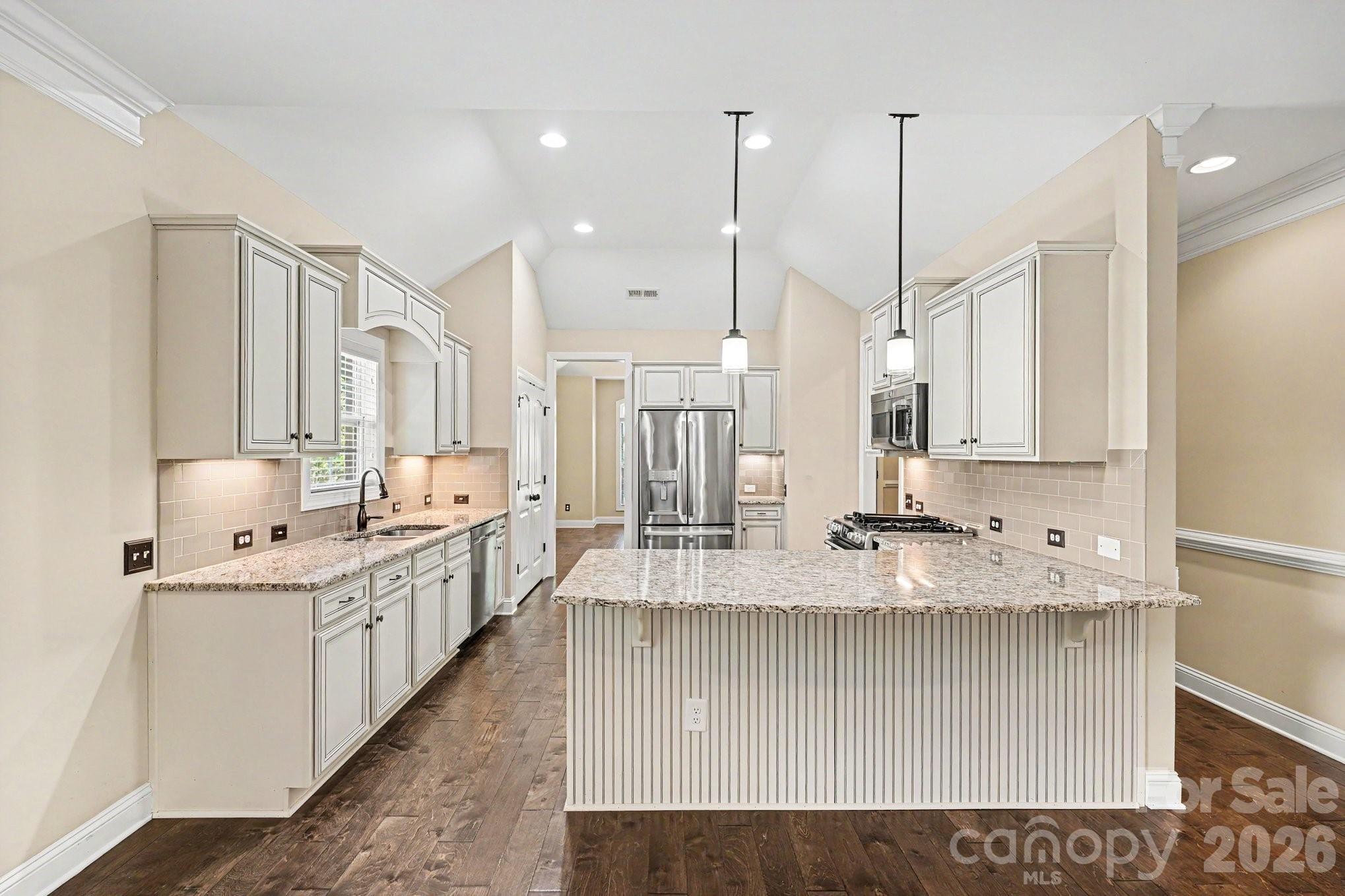 7344 Ridgecrest Trail — Lewisville
