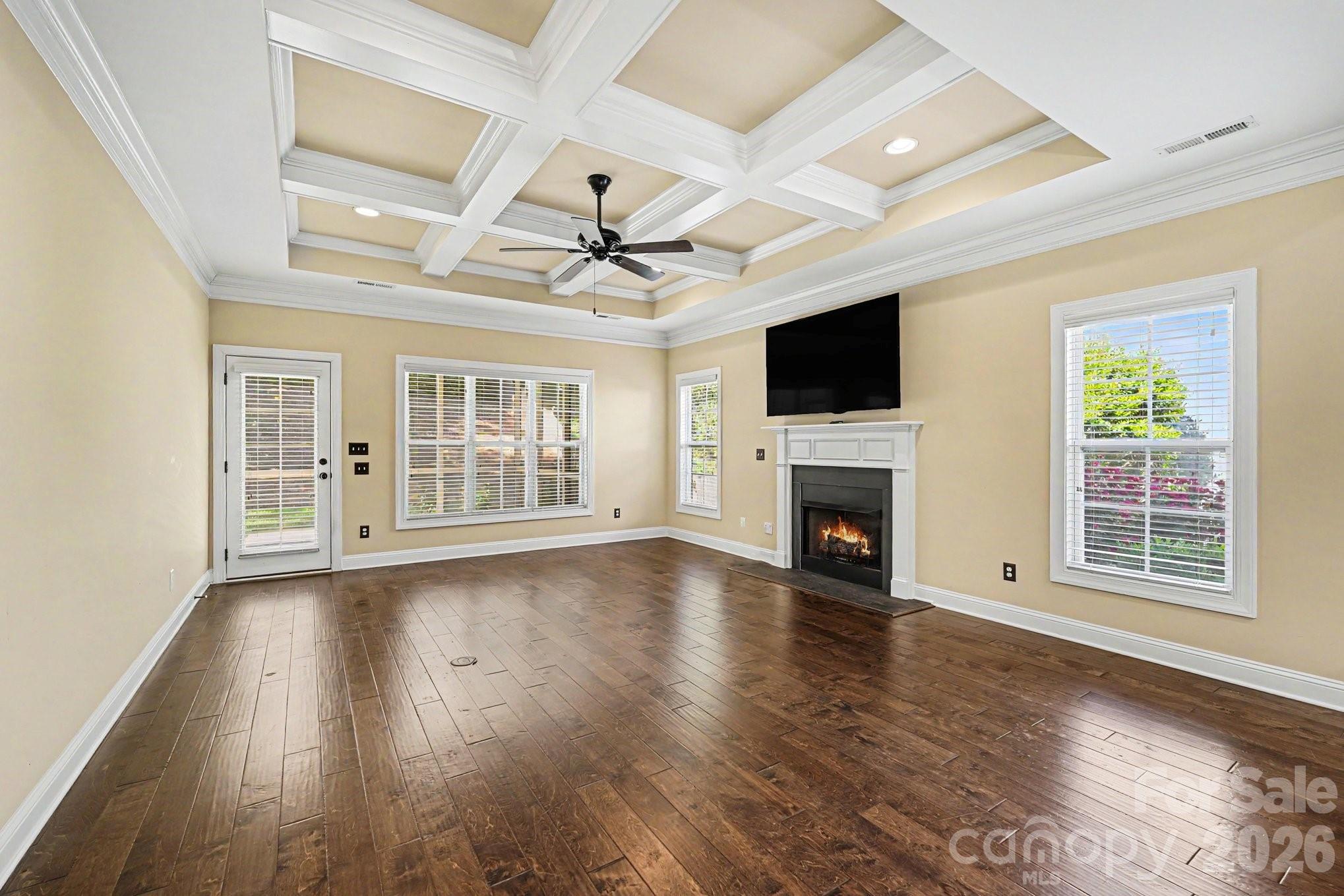 7344 Ridgecrest Trail — Lewisville