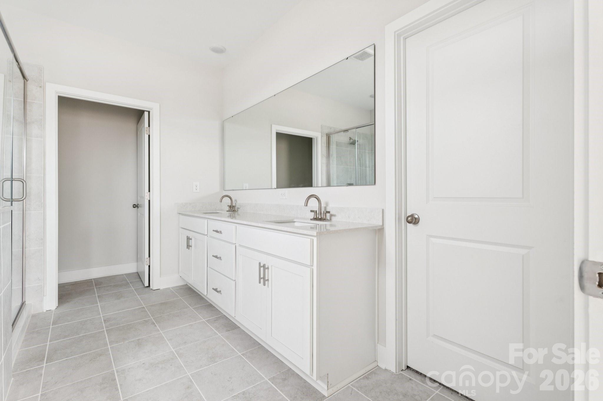 3520 Oasis Drive — Monroe