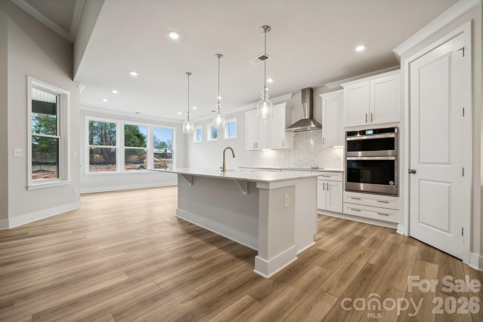 3520 Oasis Drive — Monroe