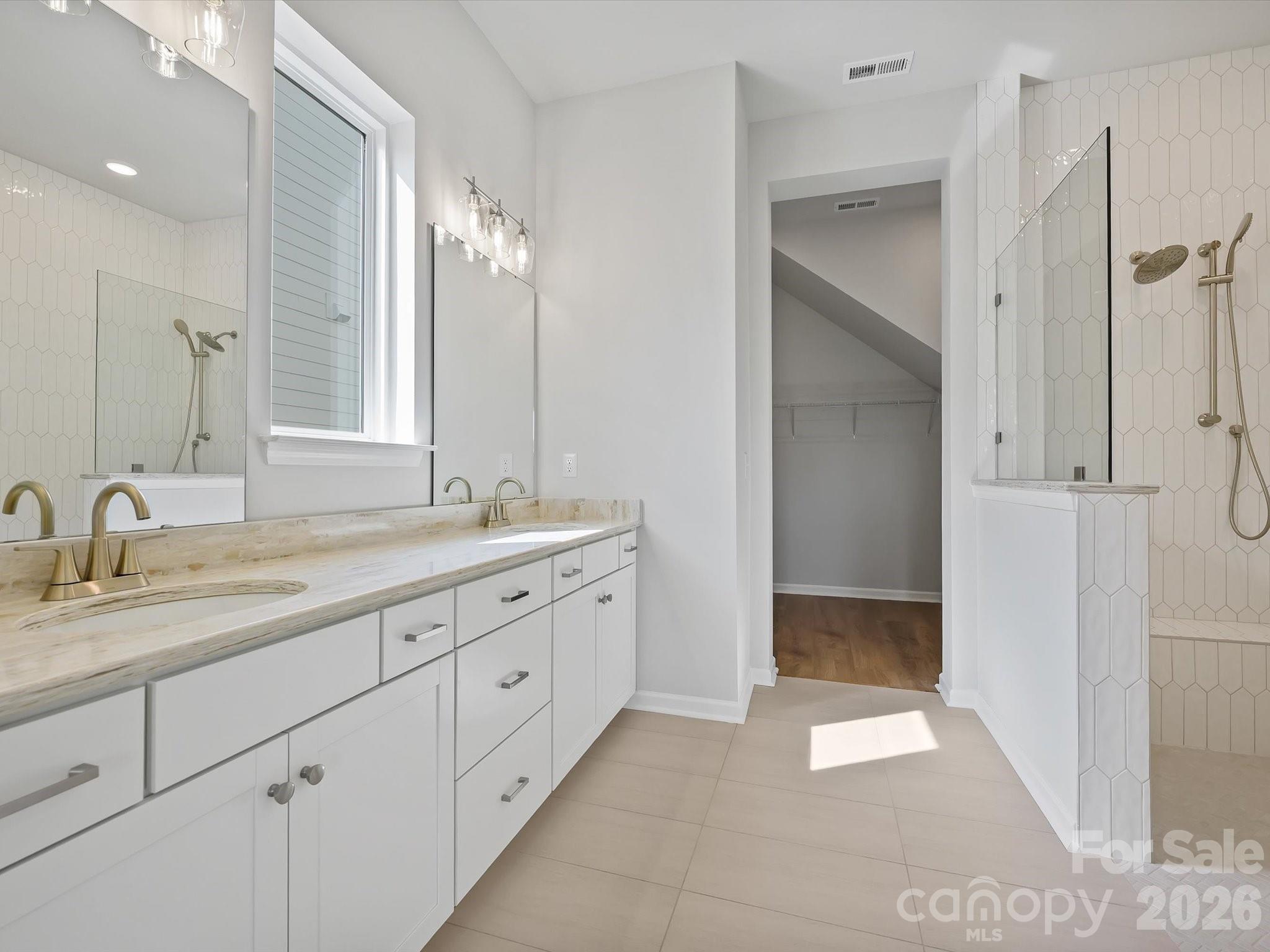 1015 Fen Lane — Waxhaw
