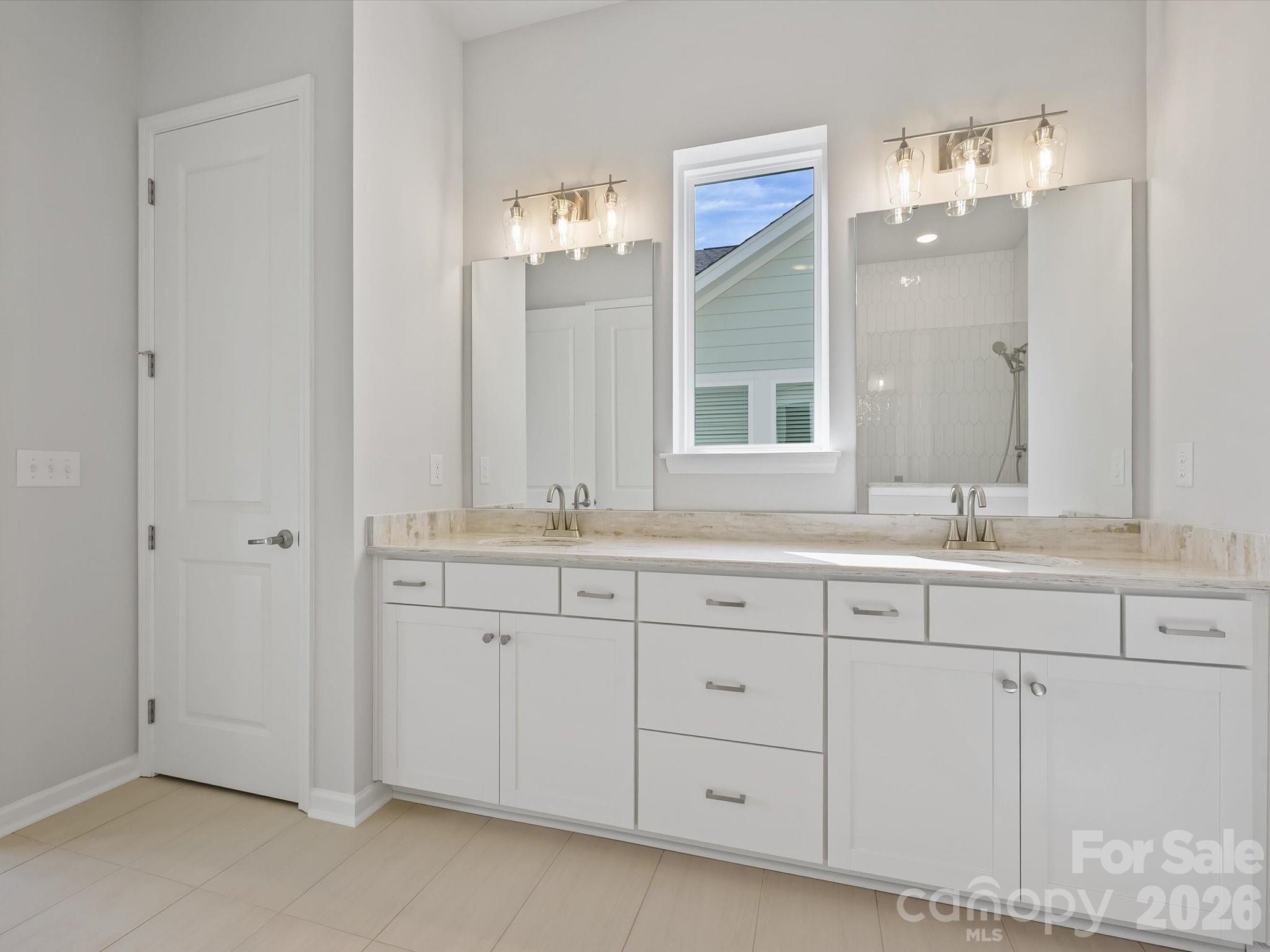 1015 Fen Lane — Waxhaw