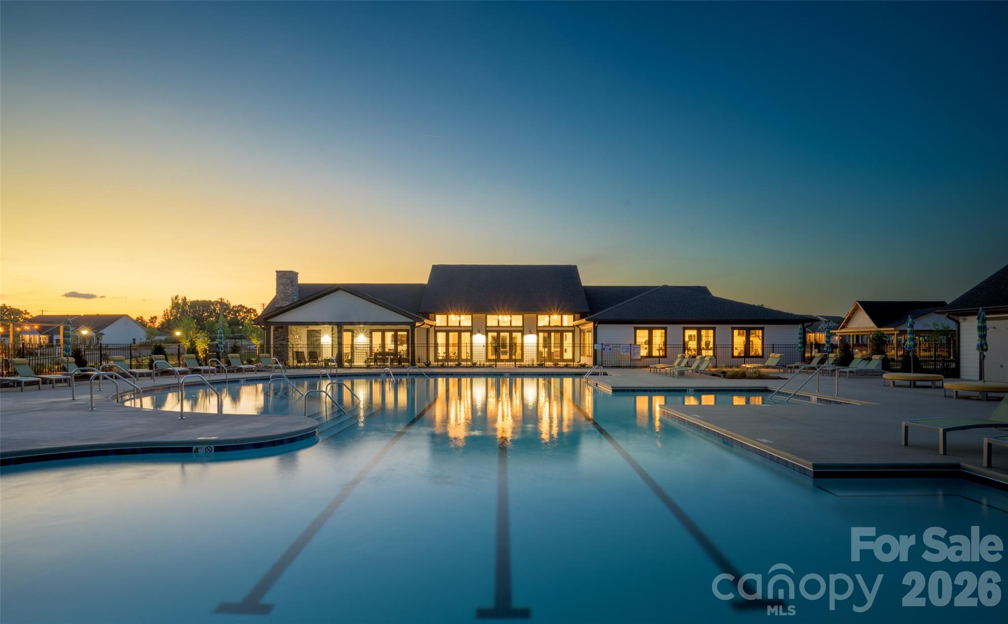 1015 Fen Lane — Waxhaw