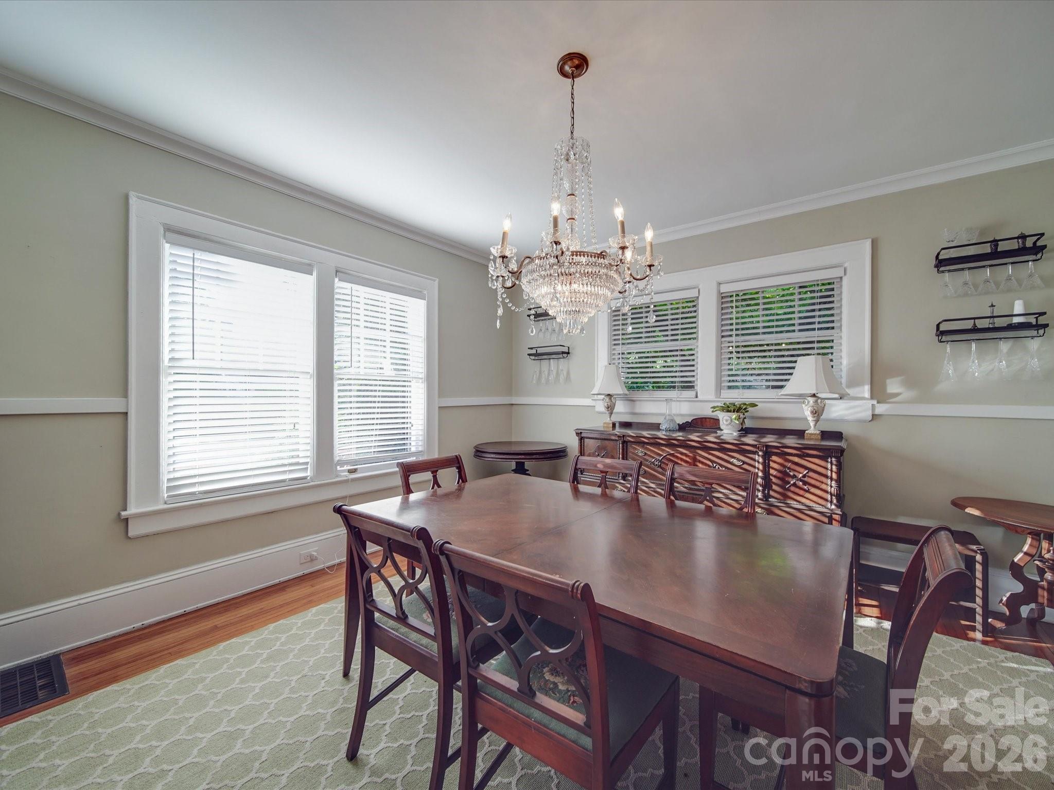 907 Edgewood Circle — Gastonia
