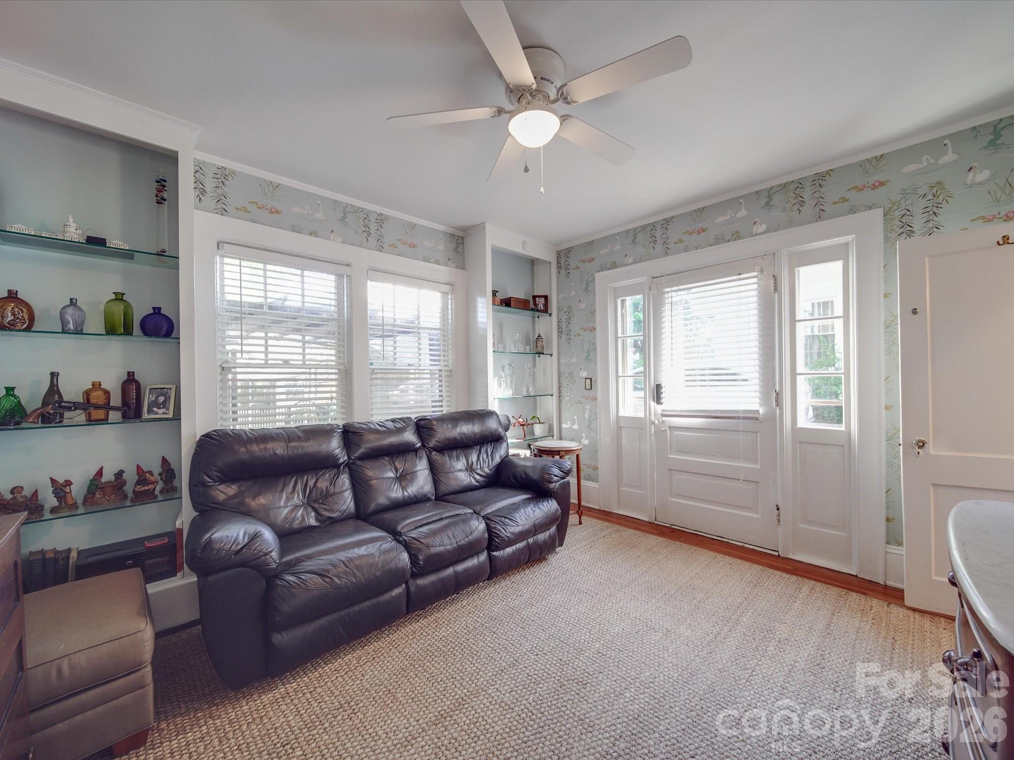 907 Edgewood Circle — Gastonia