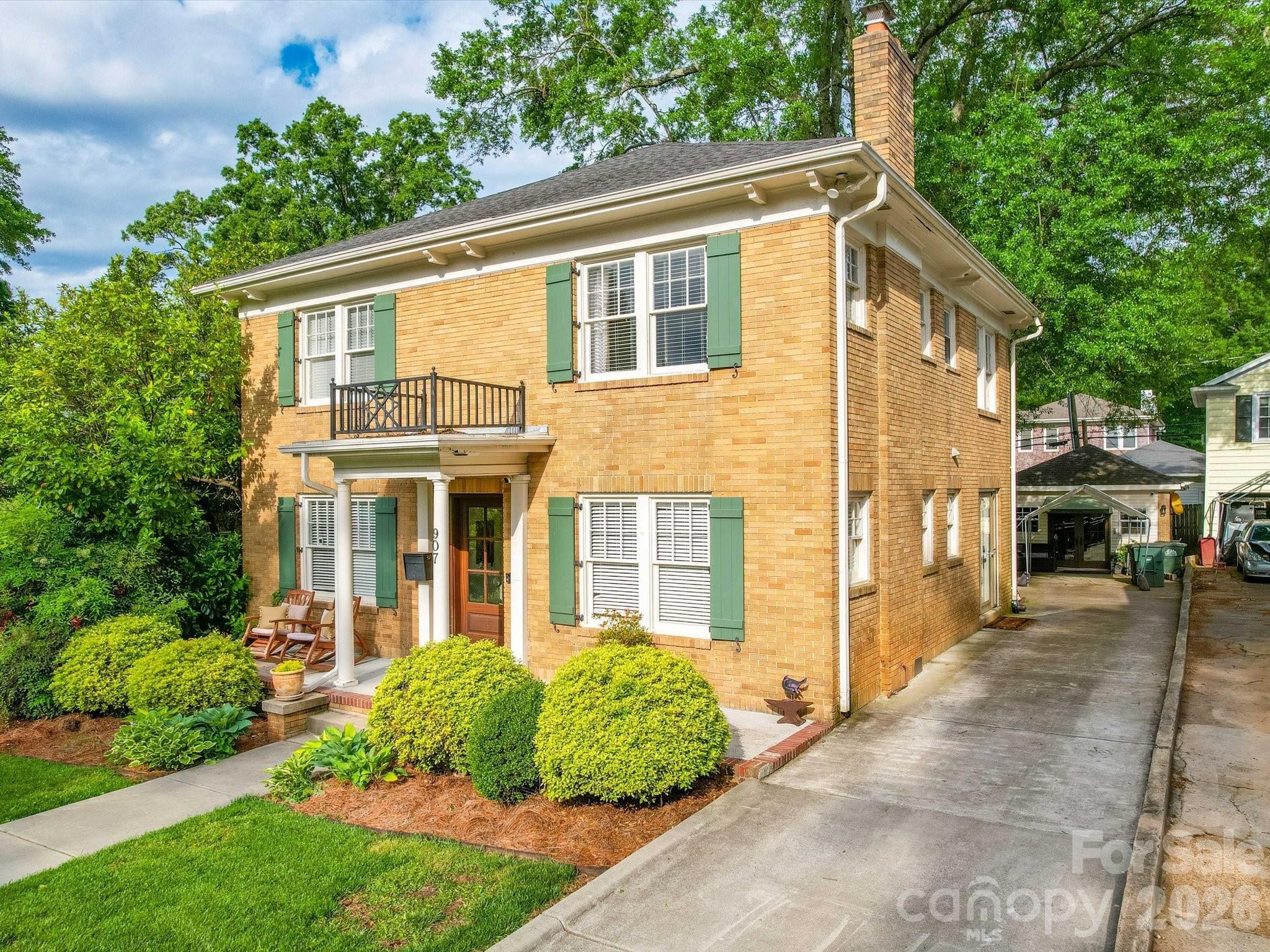 907 Edgewood Circle — Gastonia