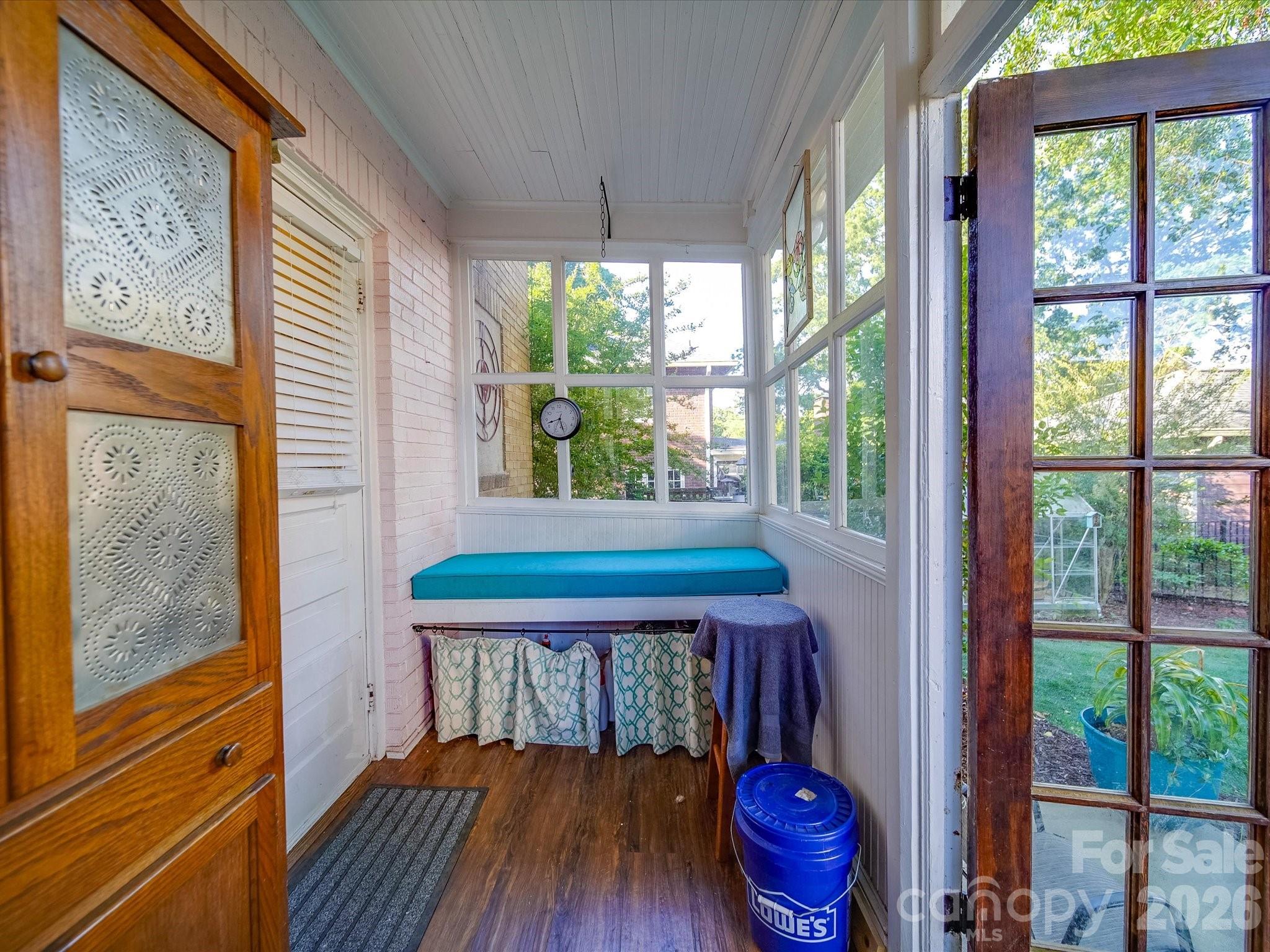 907 Edgewood Circle — Gastonia