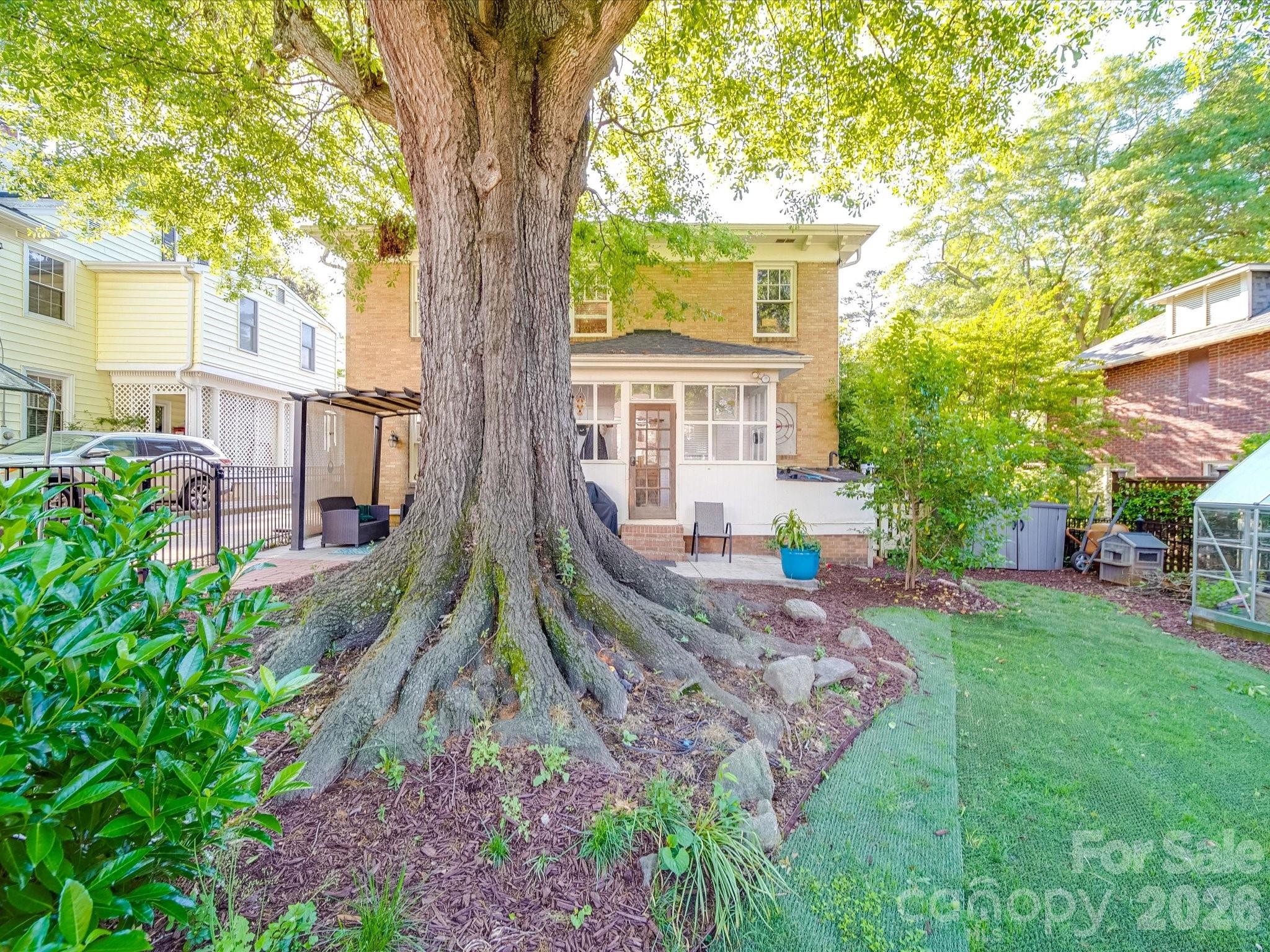 907 Edgewood Circle — Gastonia