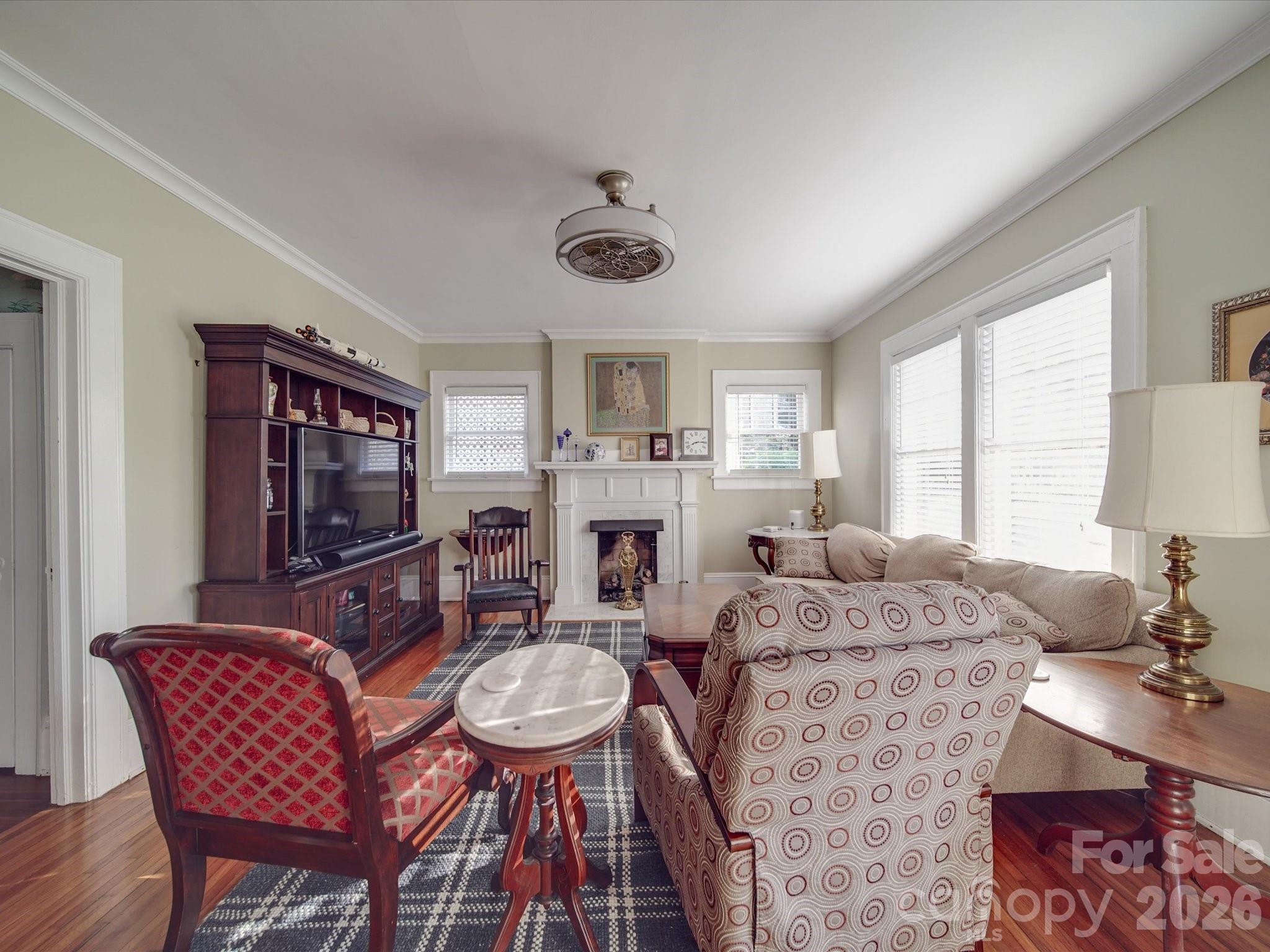907 Edgewood Circle — Gastonia