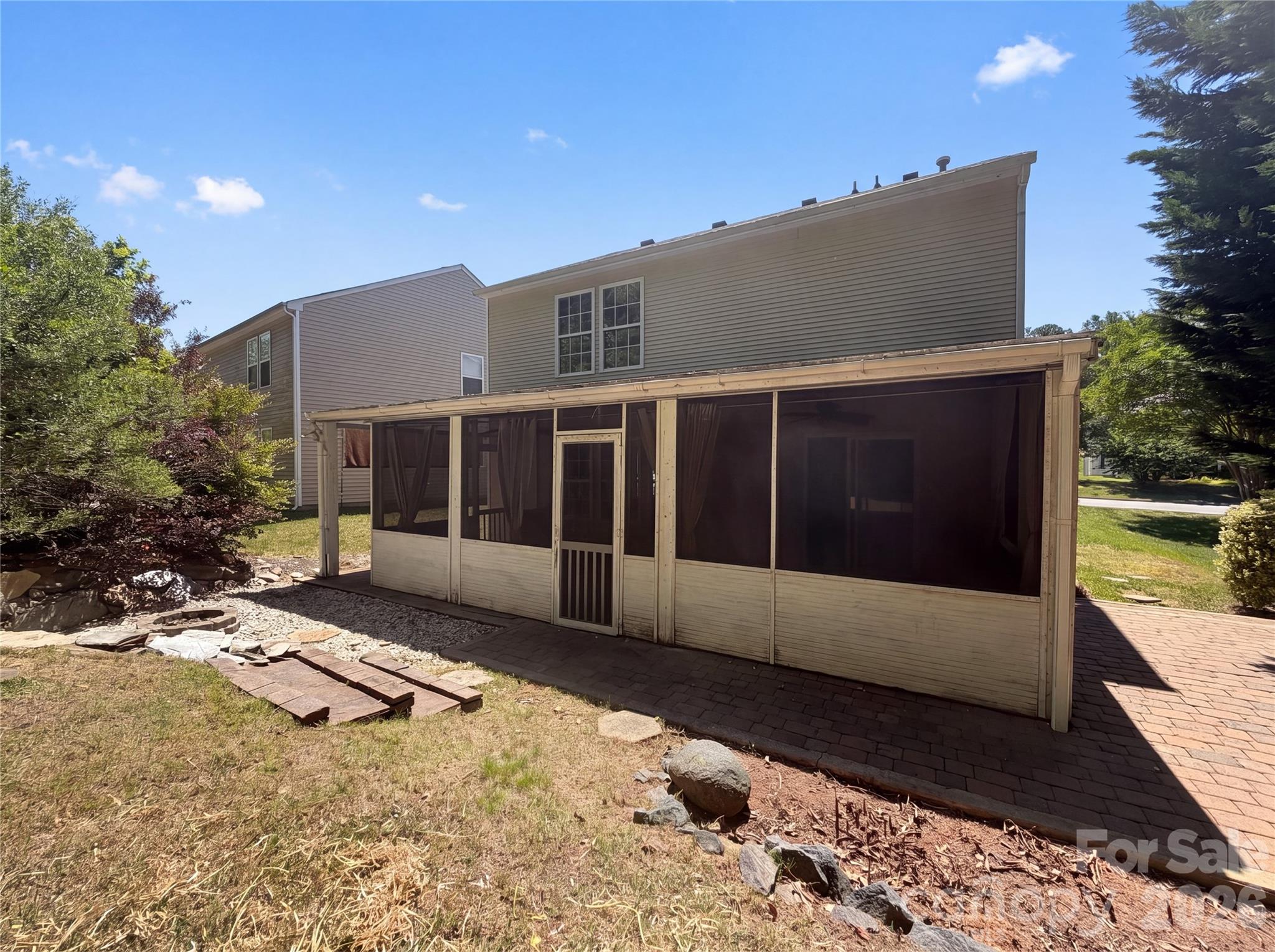 6734 Wandering Creek Drive — Charlotte