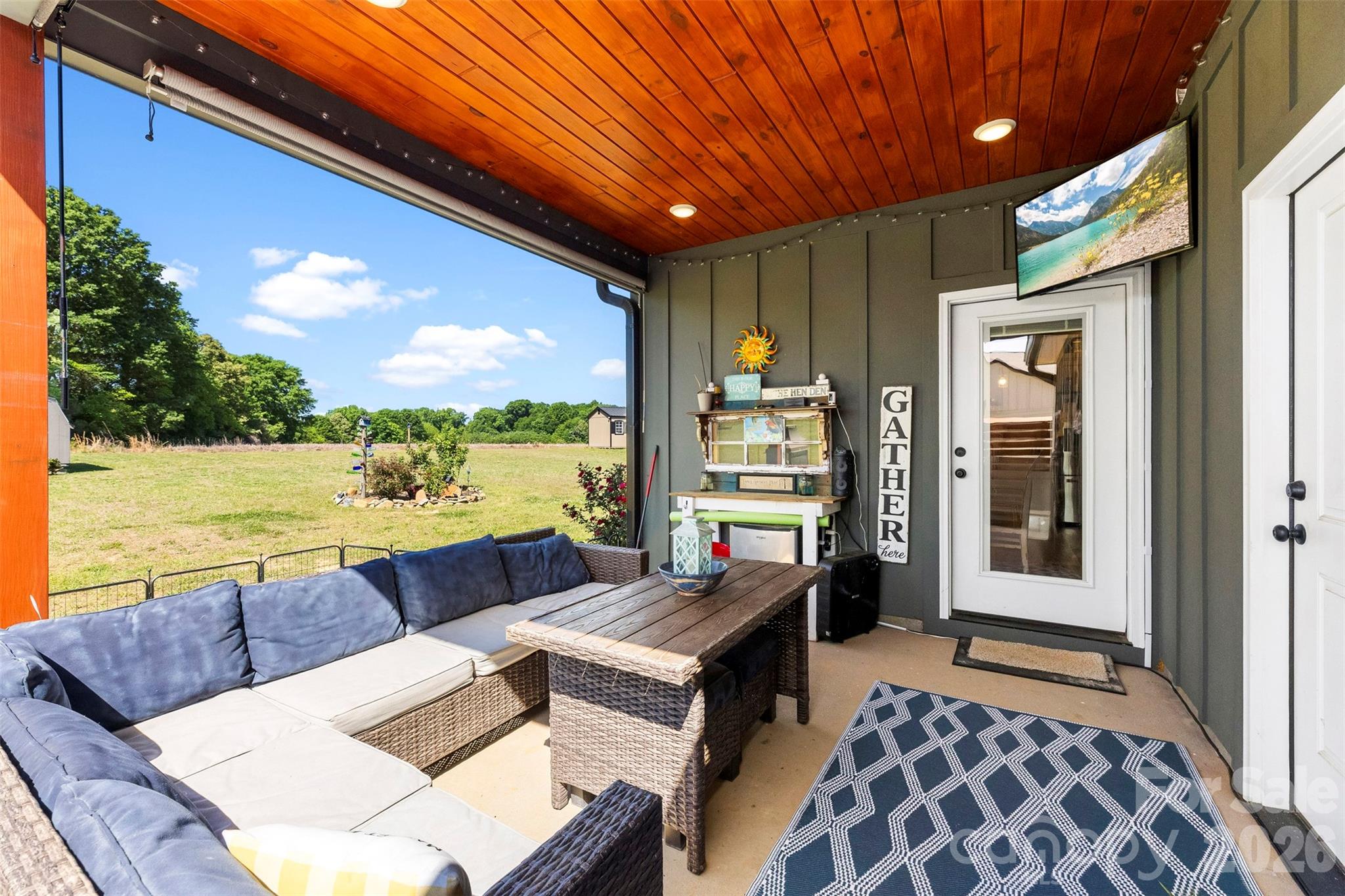 27635 Taylor Lane — Albemarle