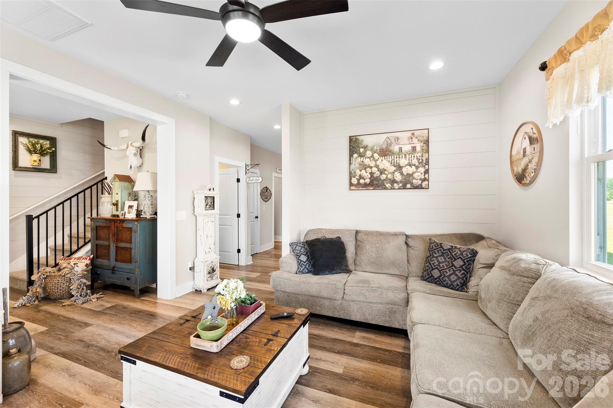 27635 Taylor Lane — Albemarle