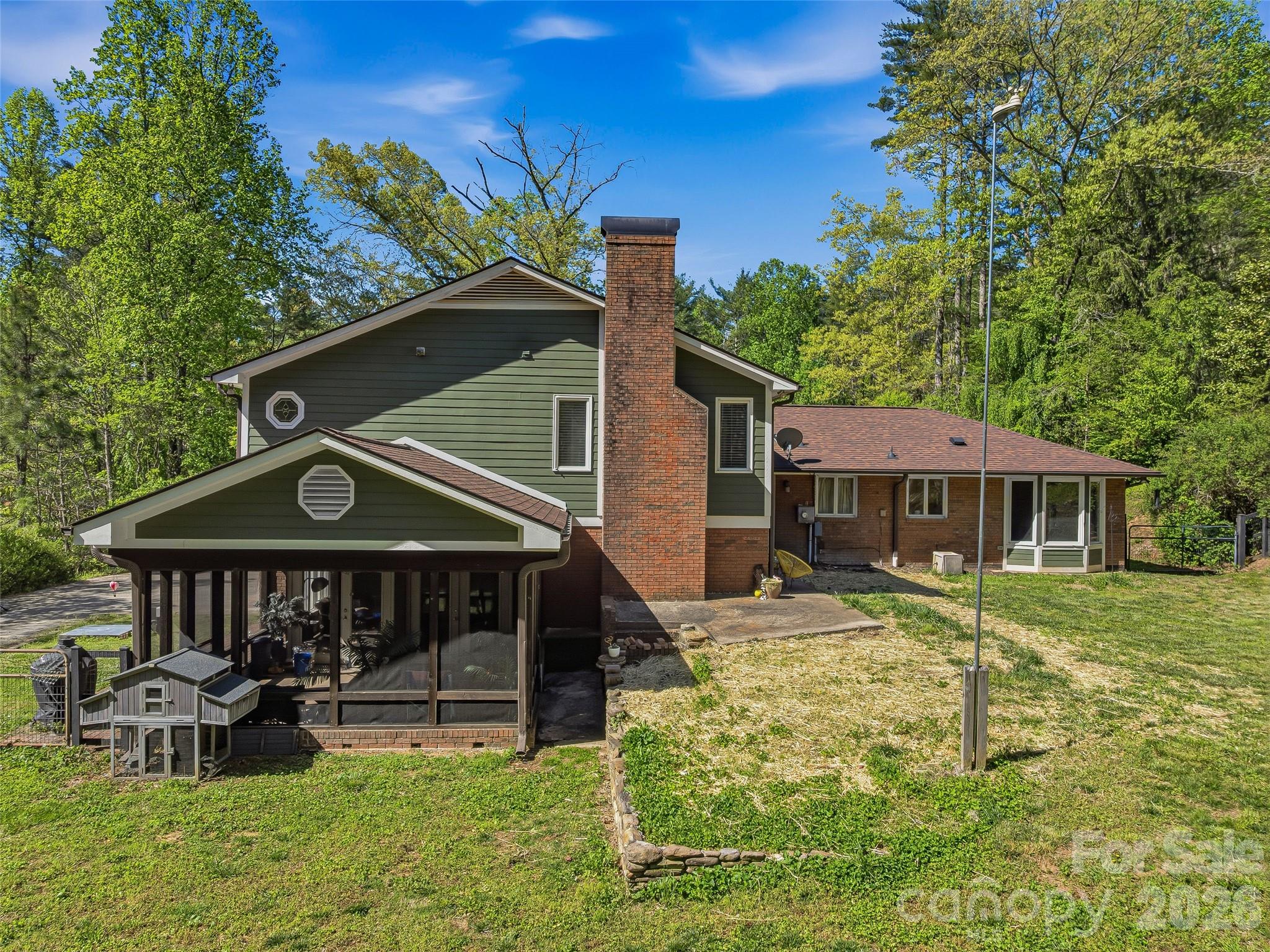 73 Redwood Street — Brevard
