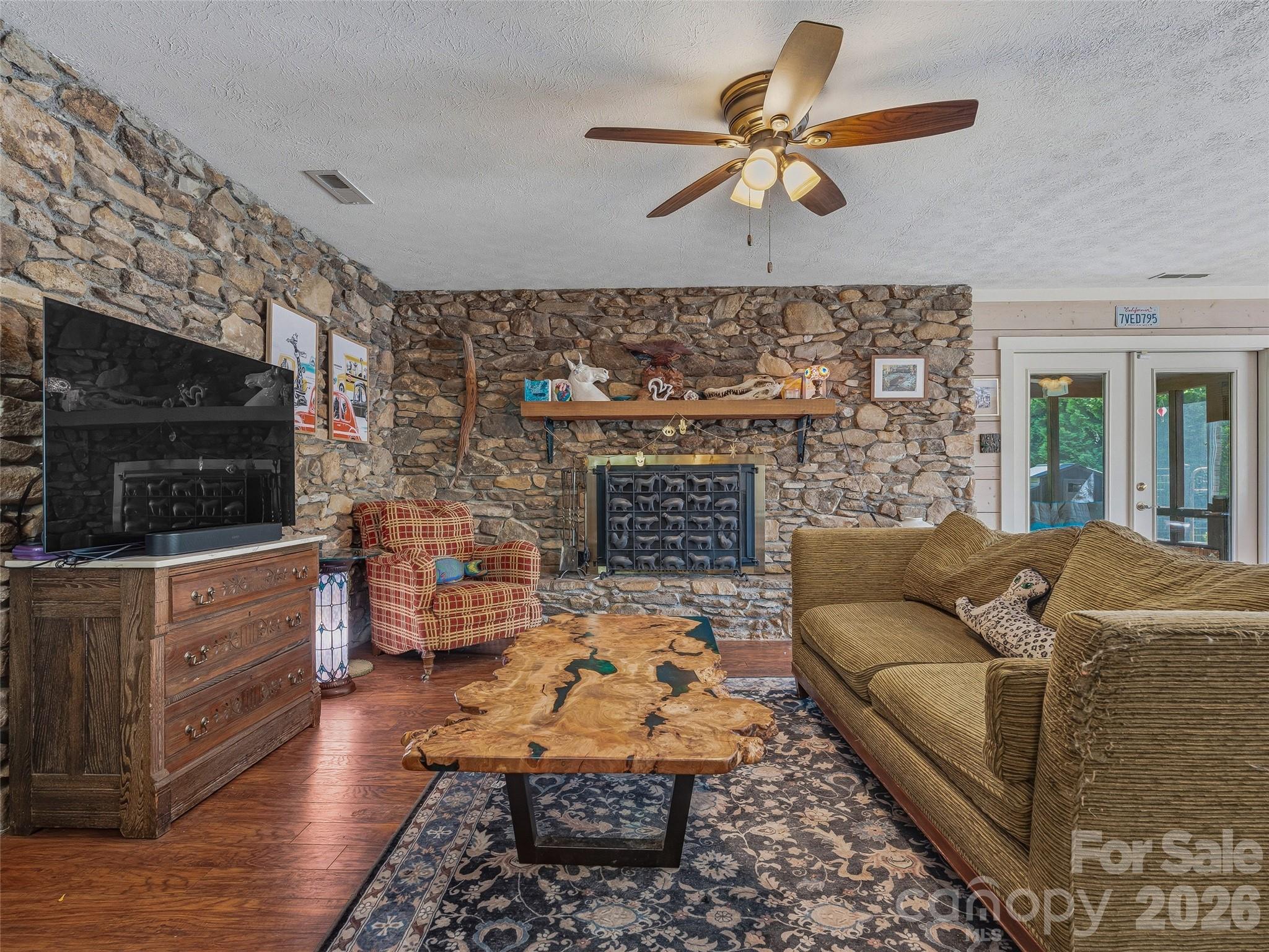 73 Redwood Street — Brevard