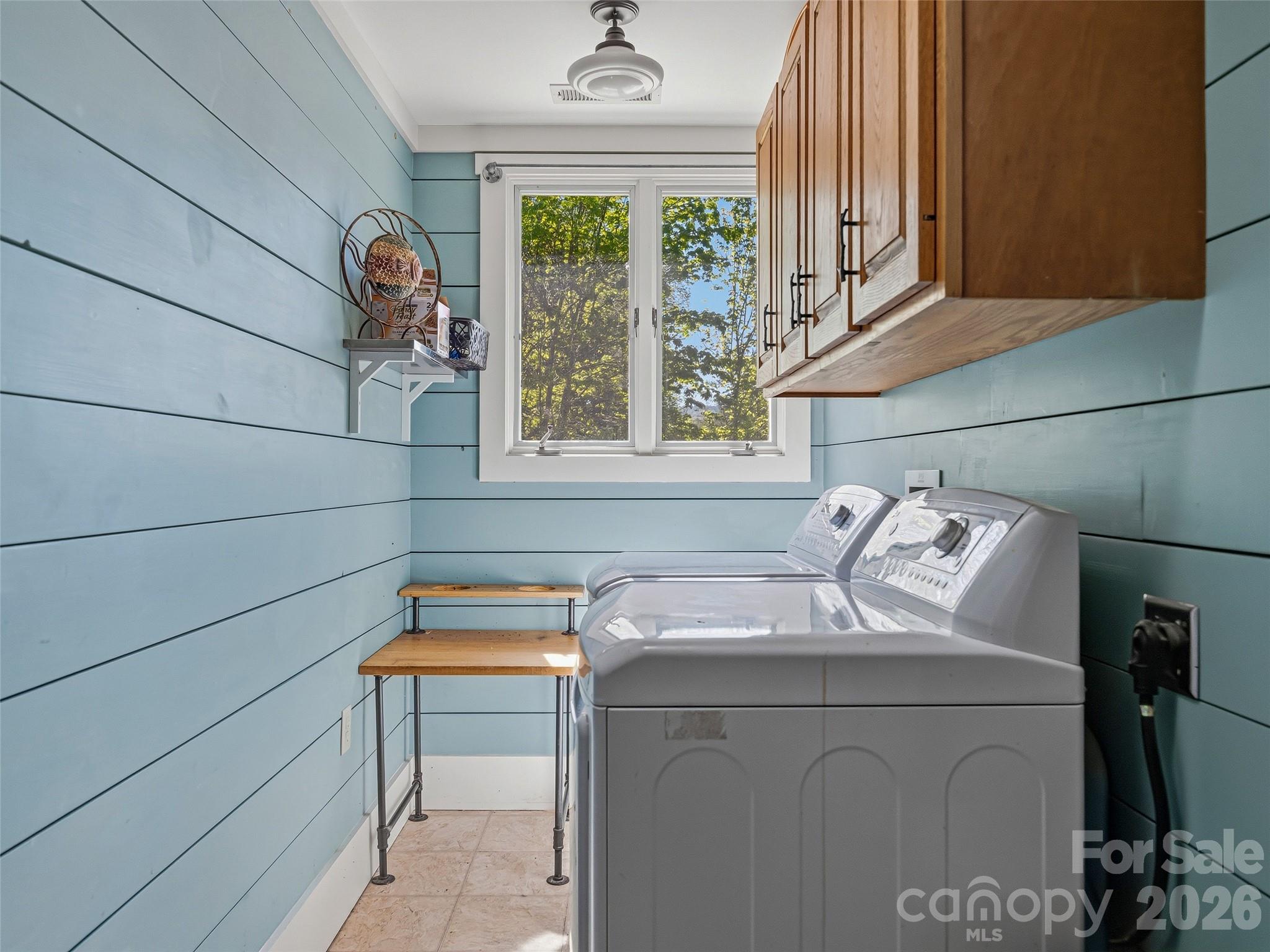 73 Redwood Street — Brevard