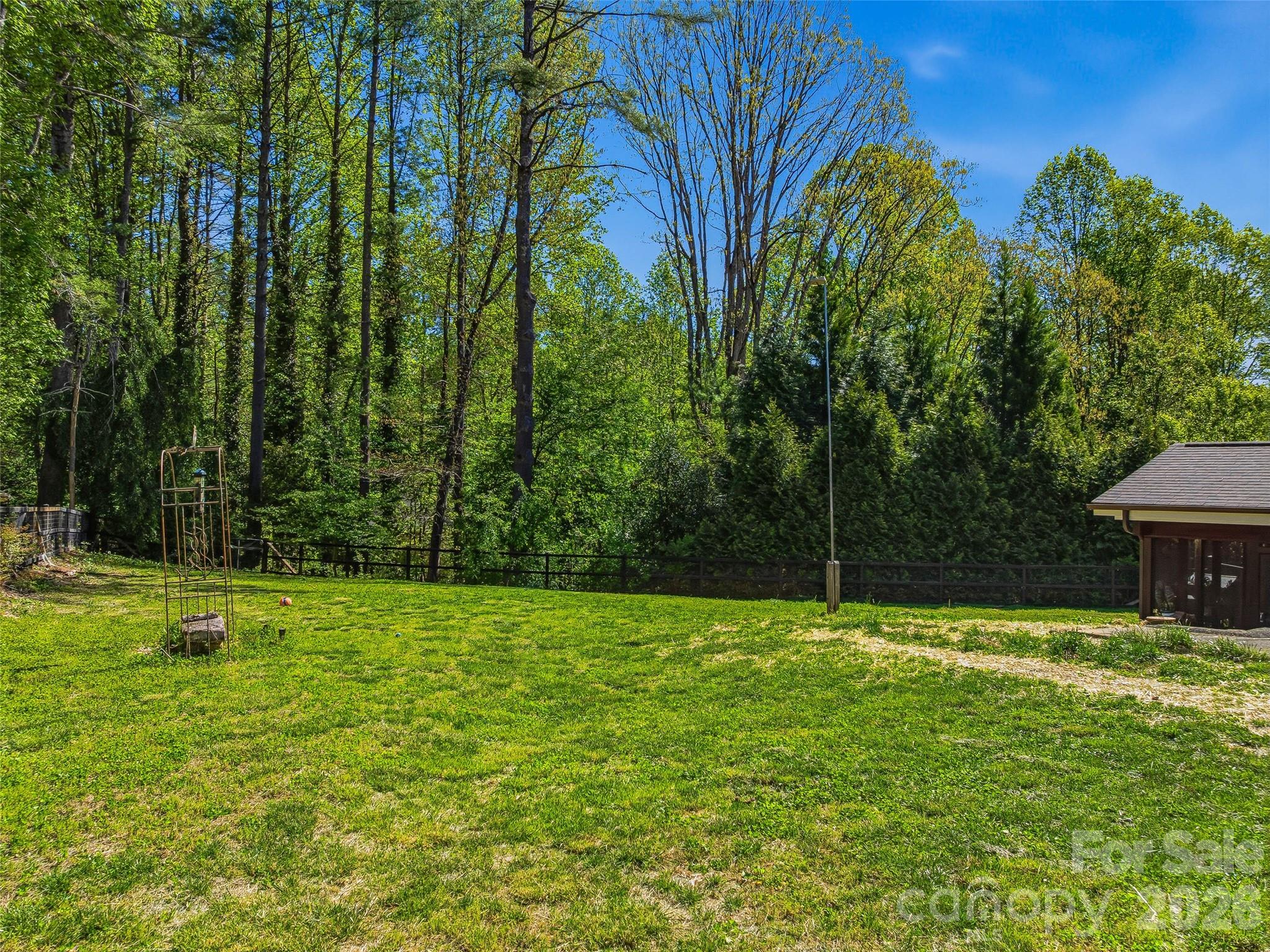 73 Redwood Street — Brevard
