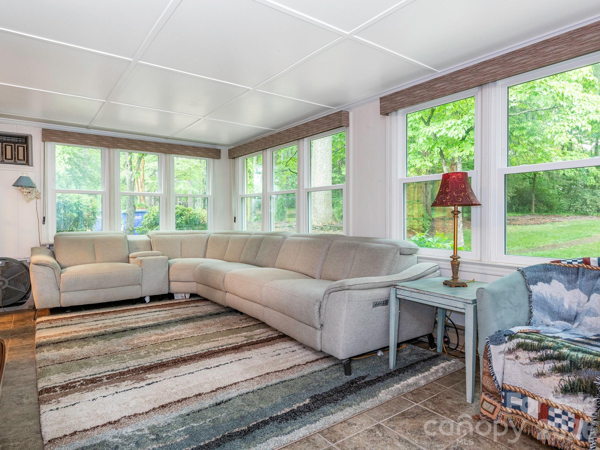 8536 Circle Drive — Mount Pleasant