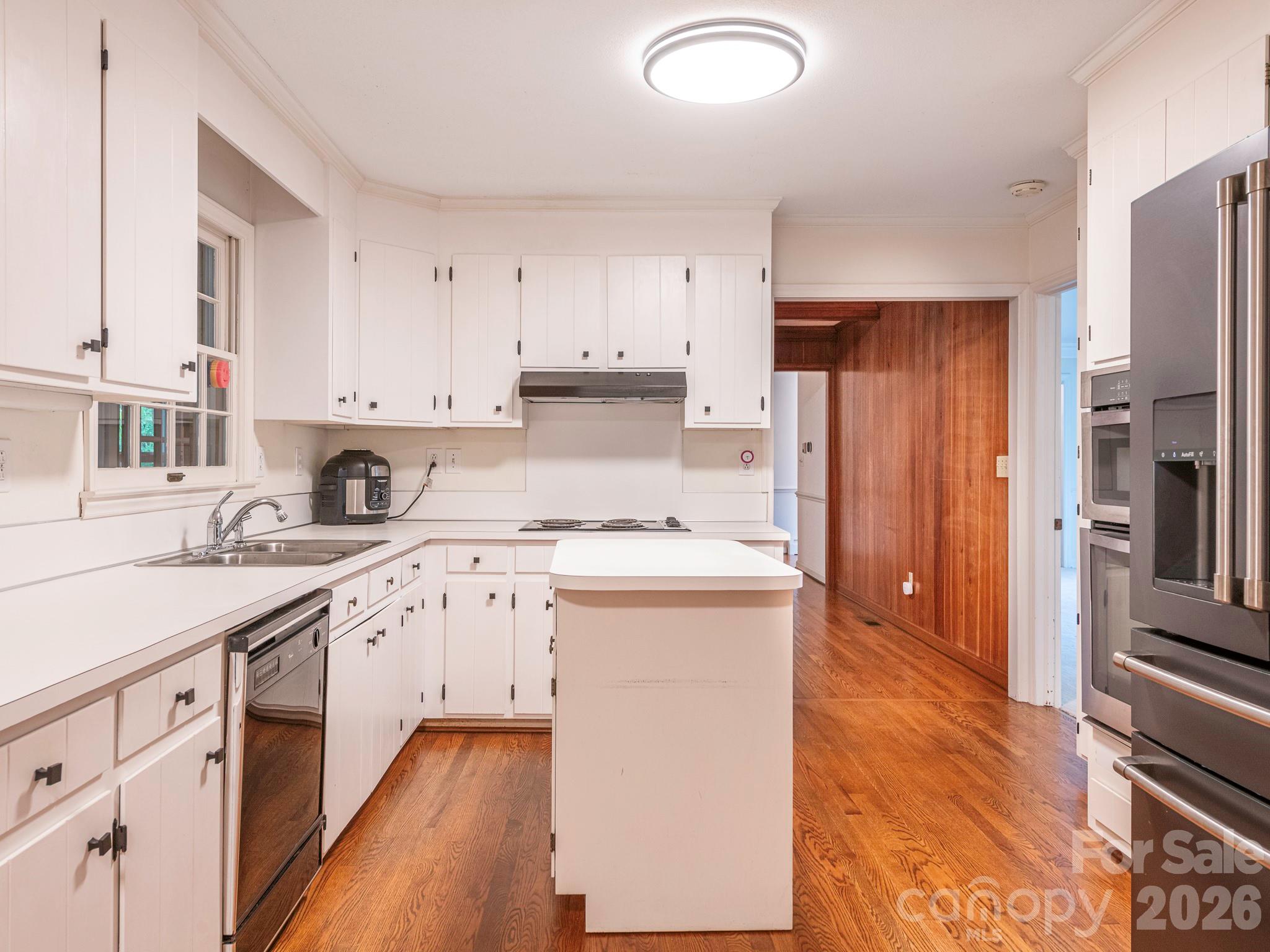 8536 Circle Drive — Mount Pleasant
