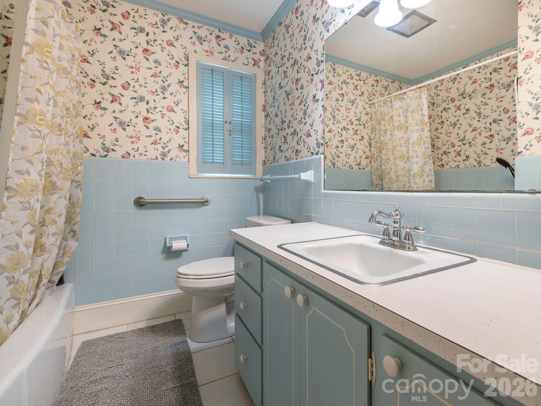 8536 Circle Drive — Mount Pleasant
