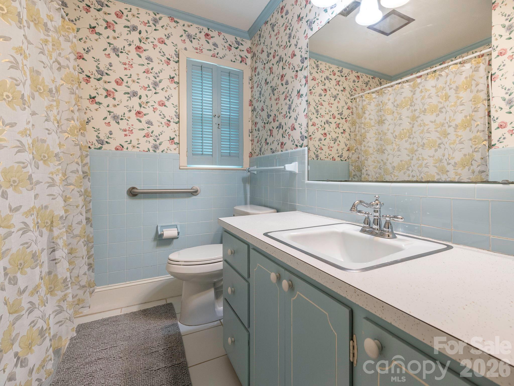 8536 Circle Drive — Mount Pleasant