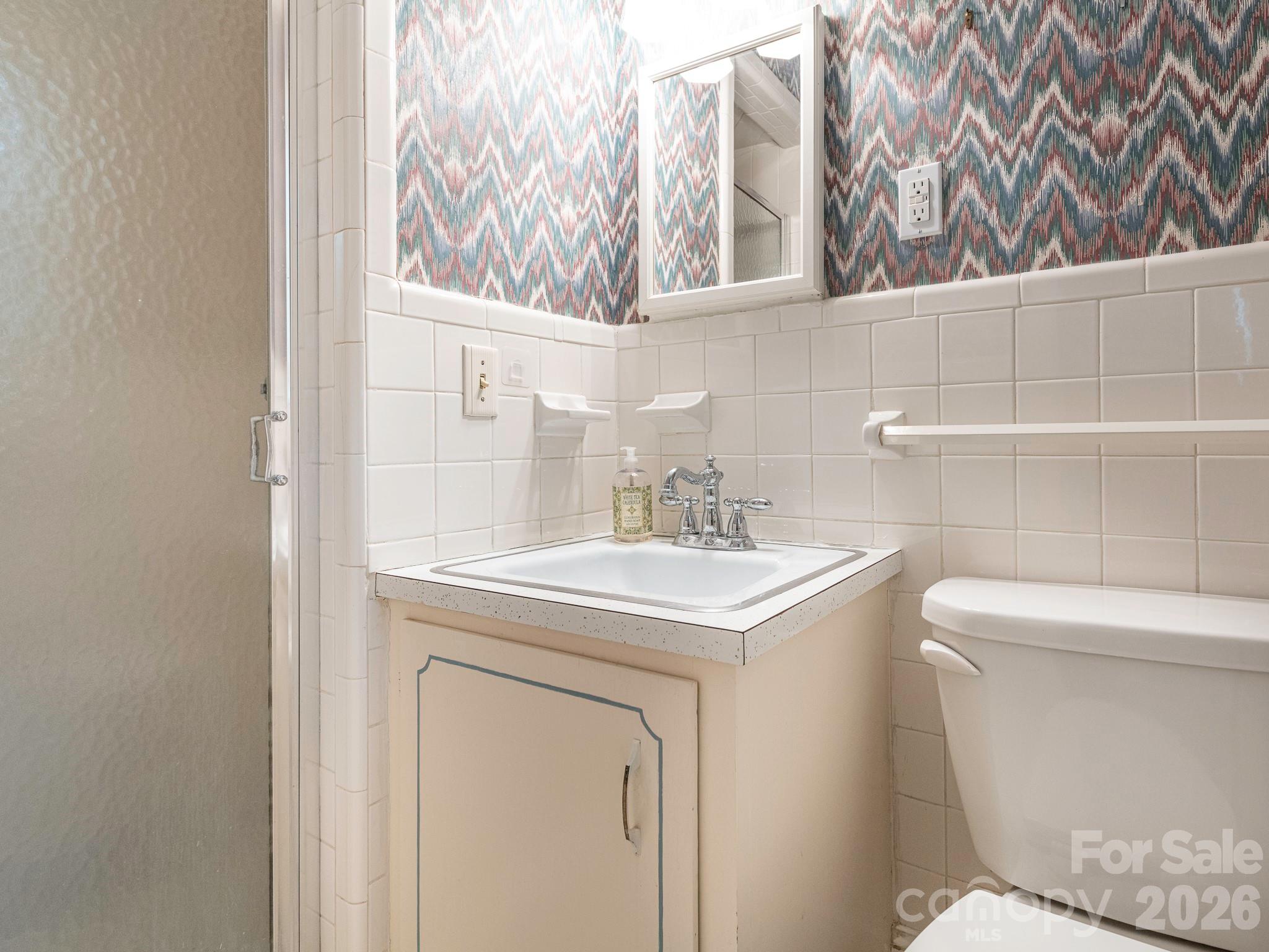 8536 Circle Drive — Mount Pleasant