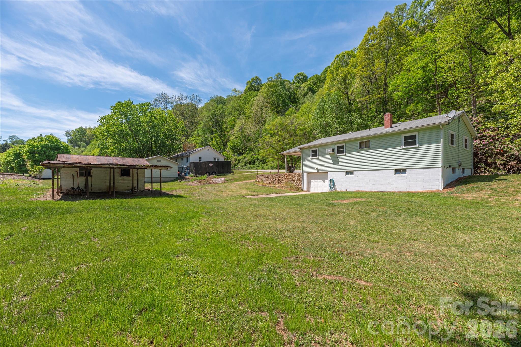1140 Groundhog Road — Canton