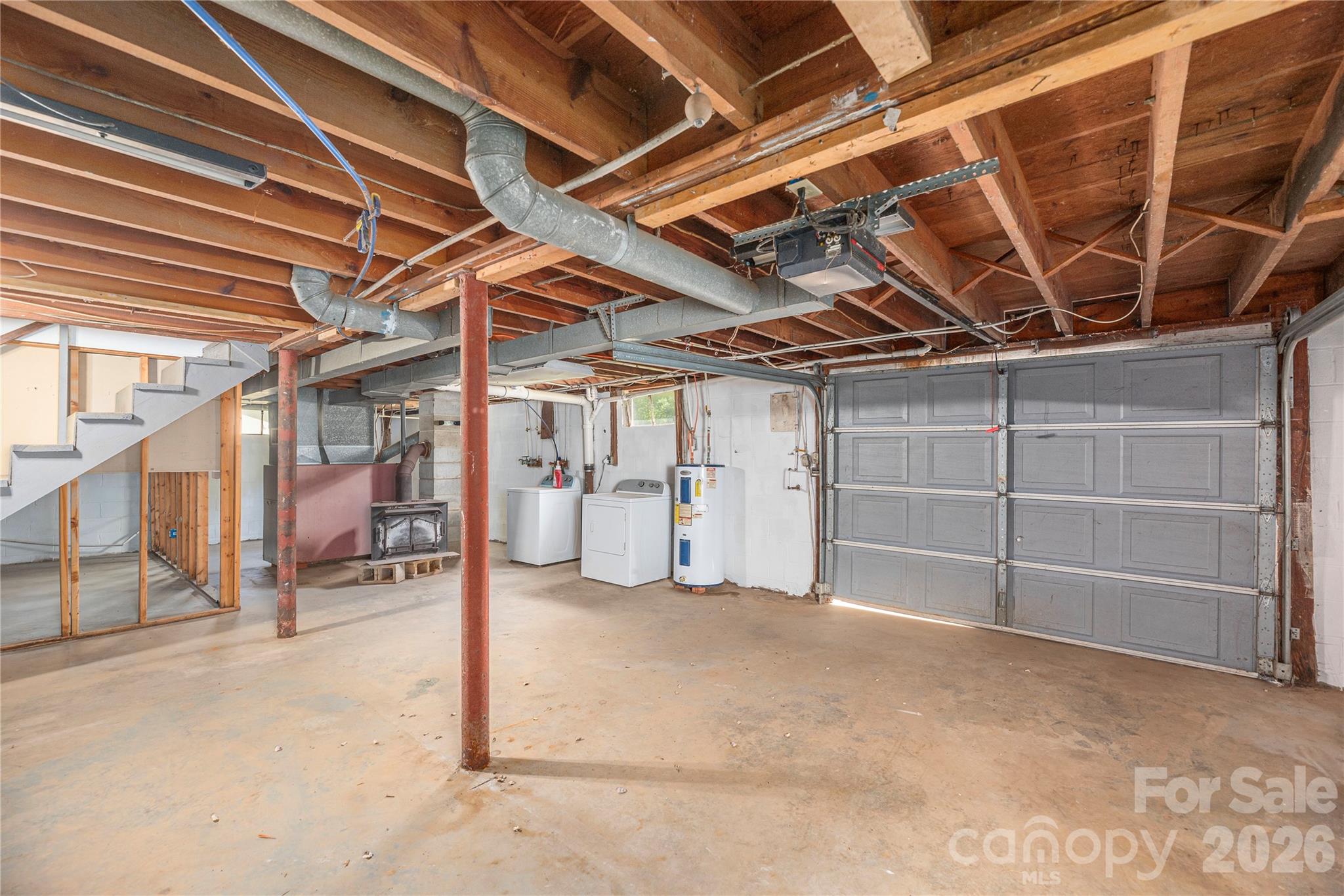 1140 Groundhog Road — Canton