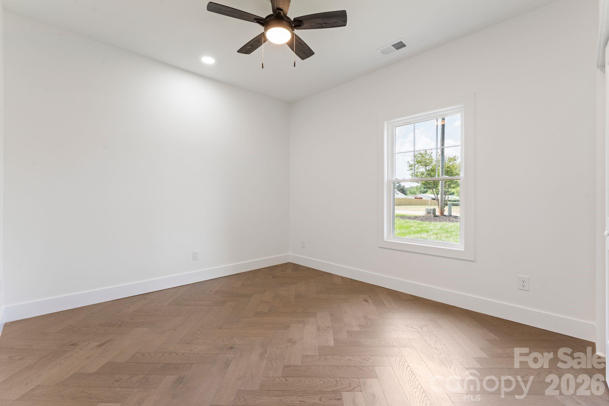 11932 Crabapple Lane — Huntersville