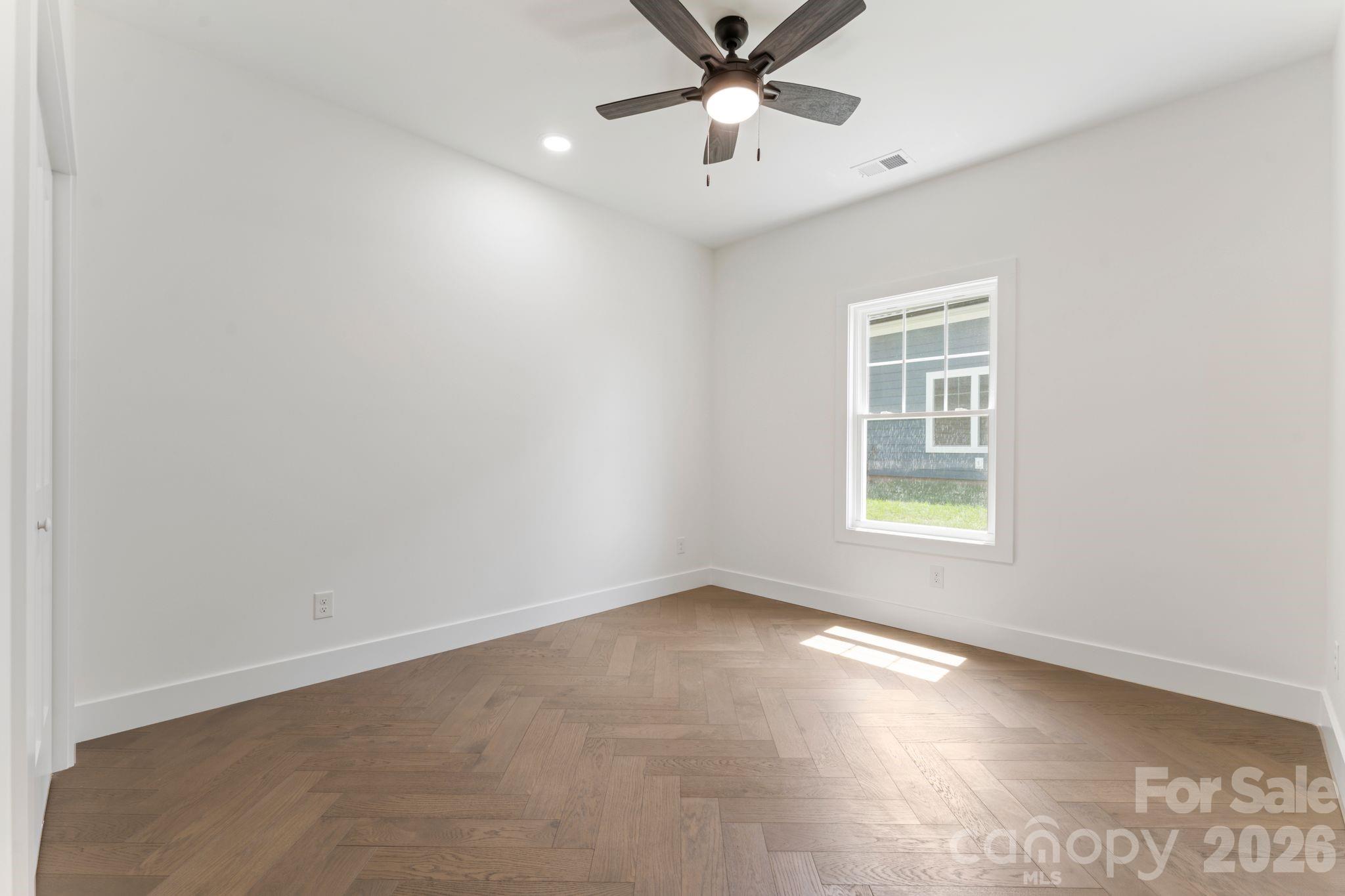 11932 Crabapple Lane — Huntersville