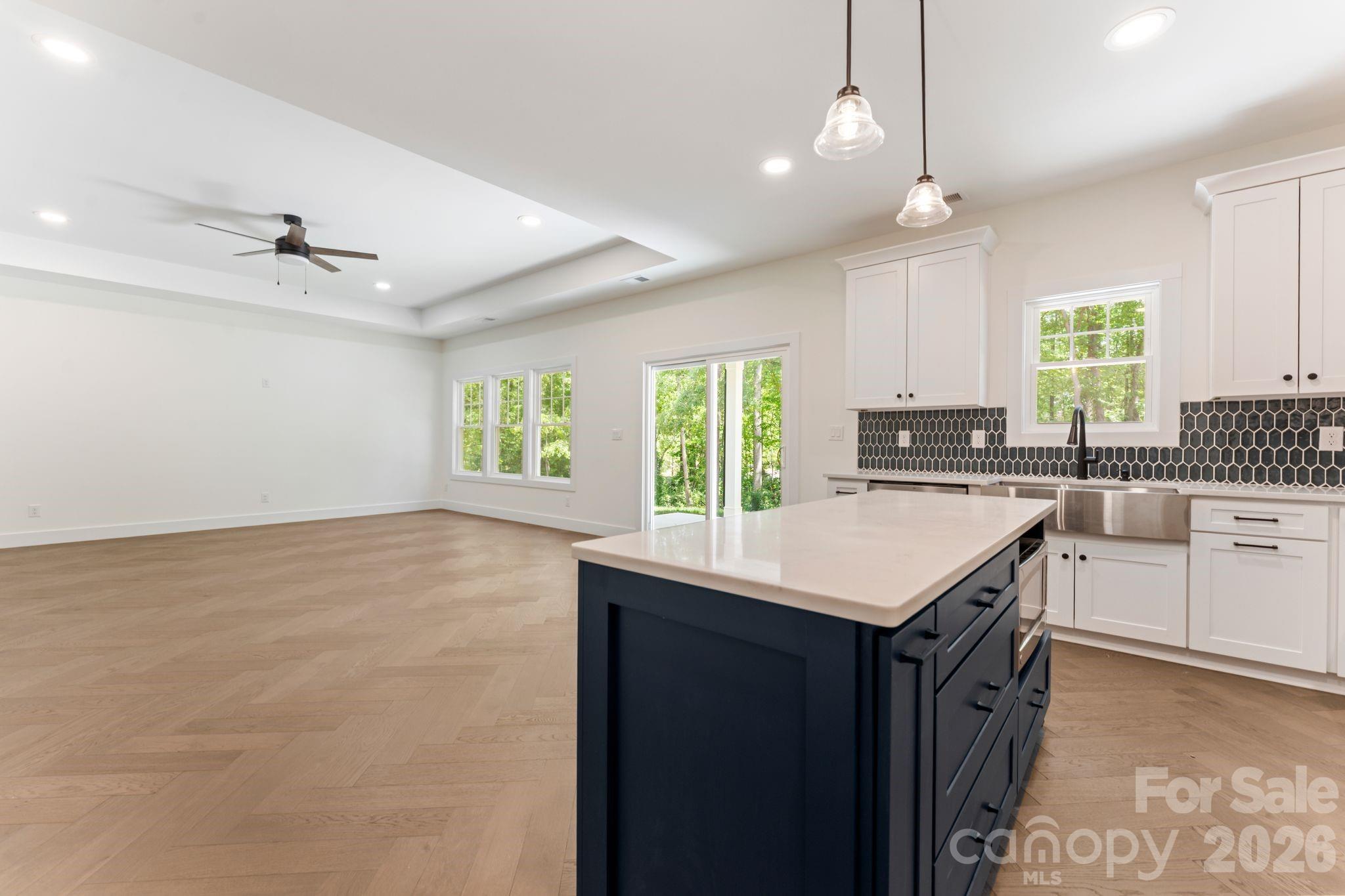 11932 Crabapple Lane — Huntersville
