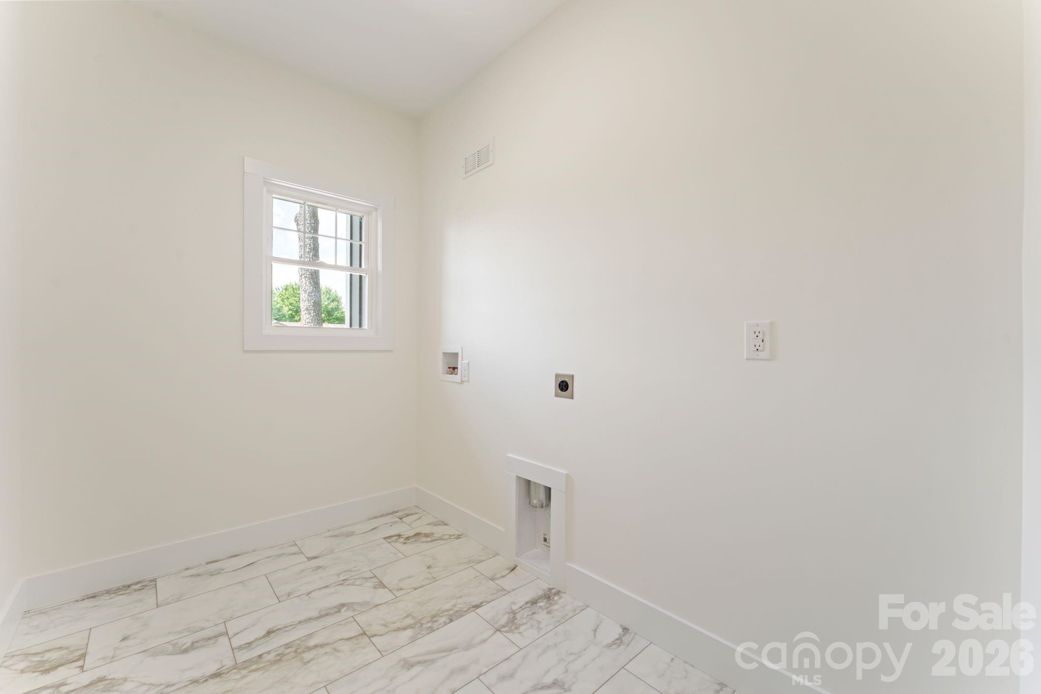 11932 Crabapple Lane — Huntersville