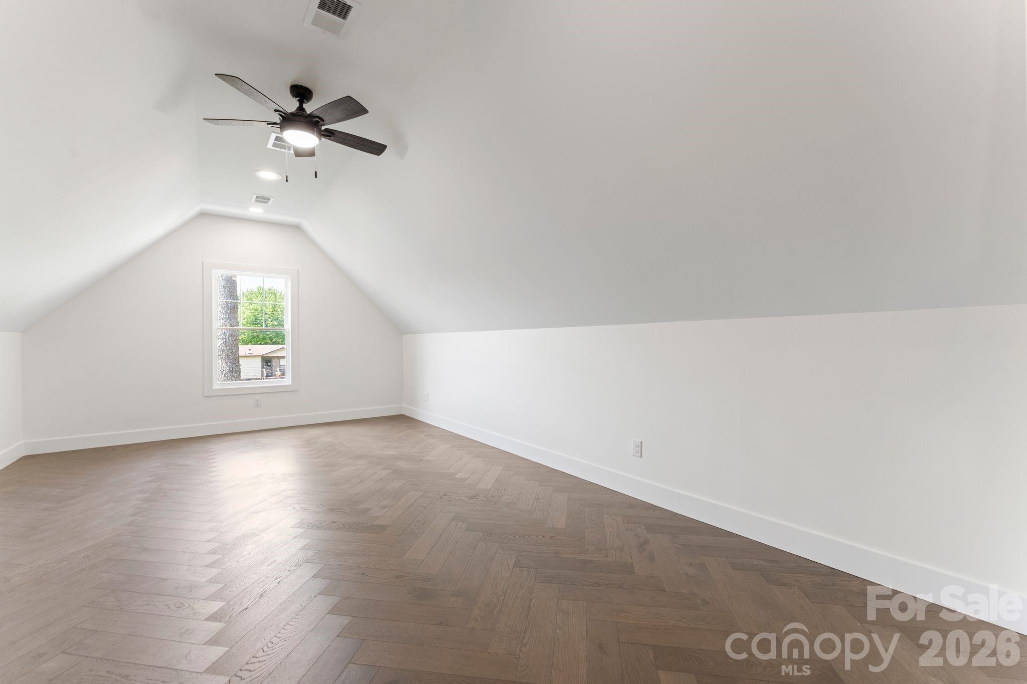 11932 Crabapple Lane — Huntersville