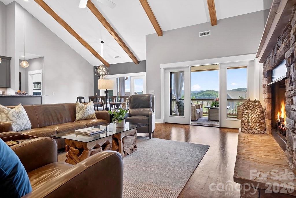 70 Copper Creek Lane — Hendersonville