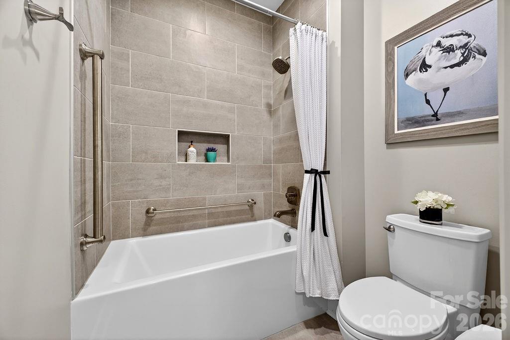 70 Copper Creek Lane — Hendersonville