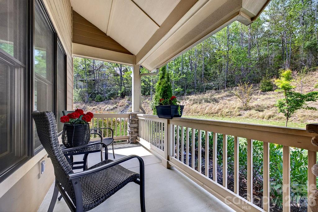 70 Copper Creek Lane — Hendersonville