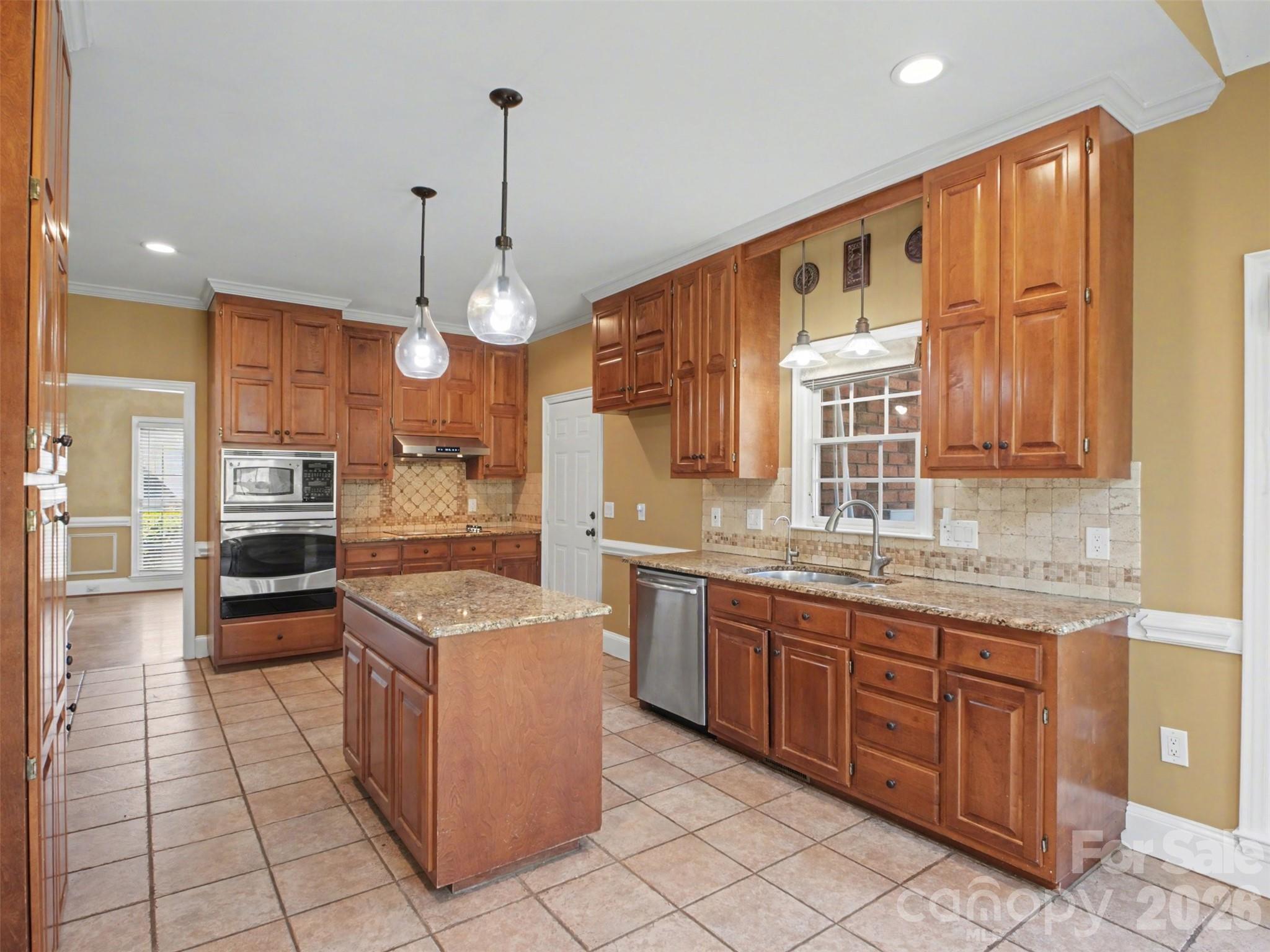 6021 Havencrest Court NW — Concord