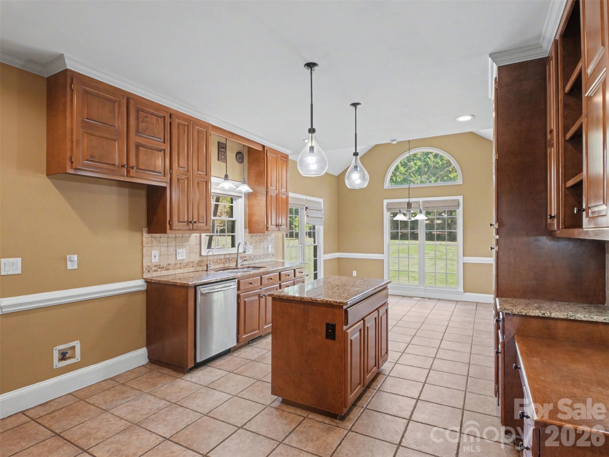 6021 Havencrest Court NW — Concord