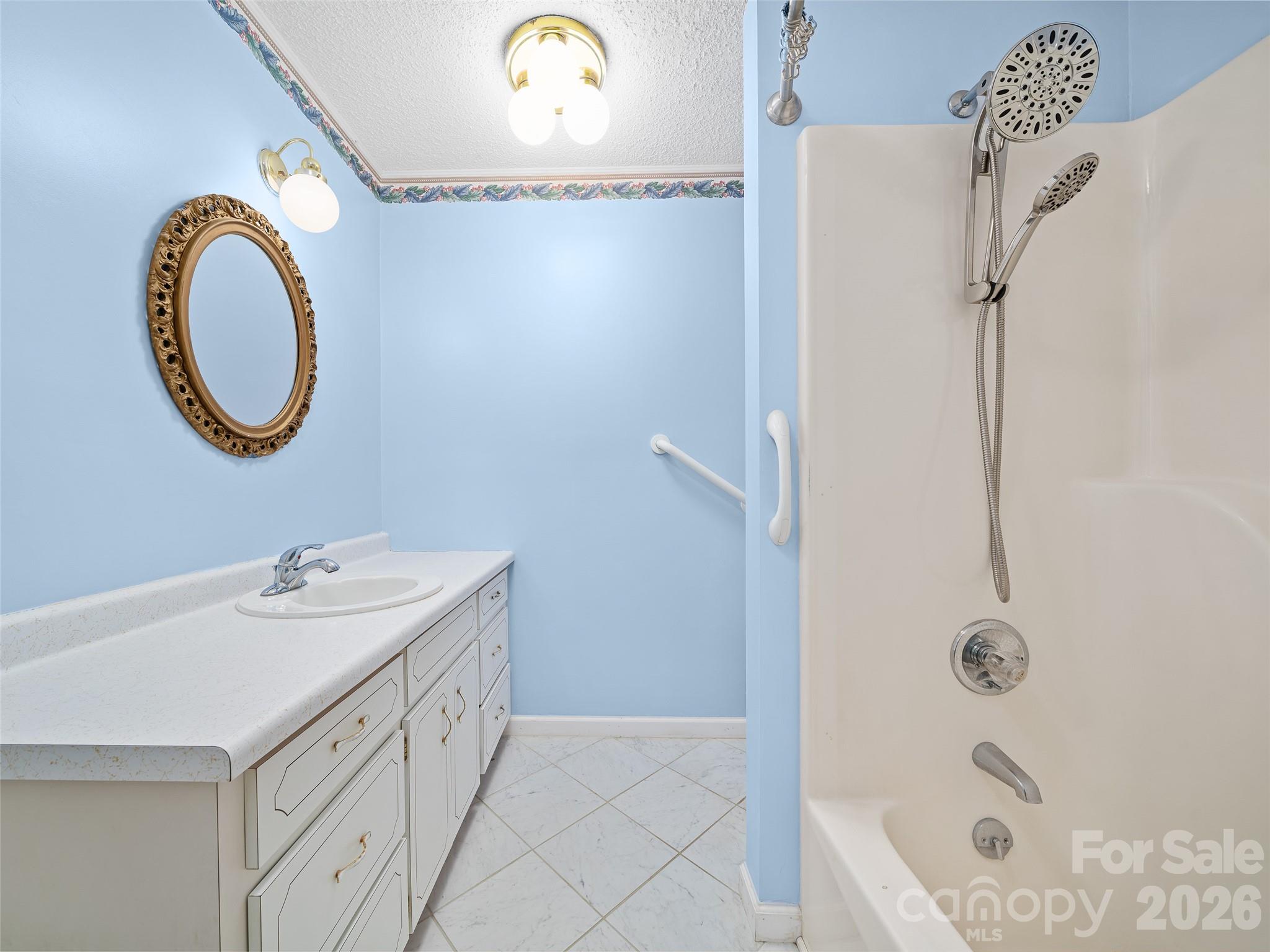 261 Shady Oak Road — Burnsville