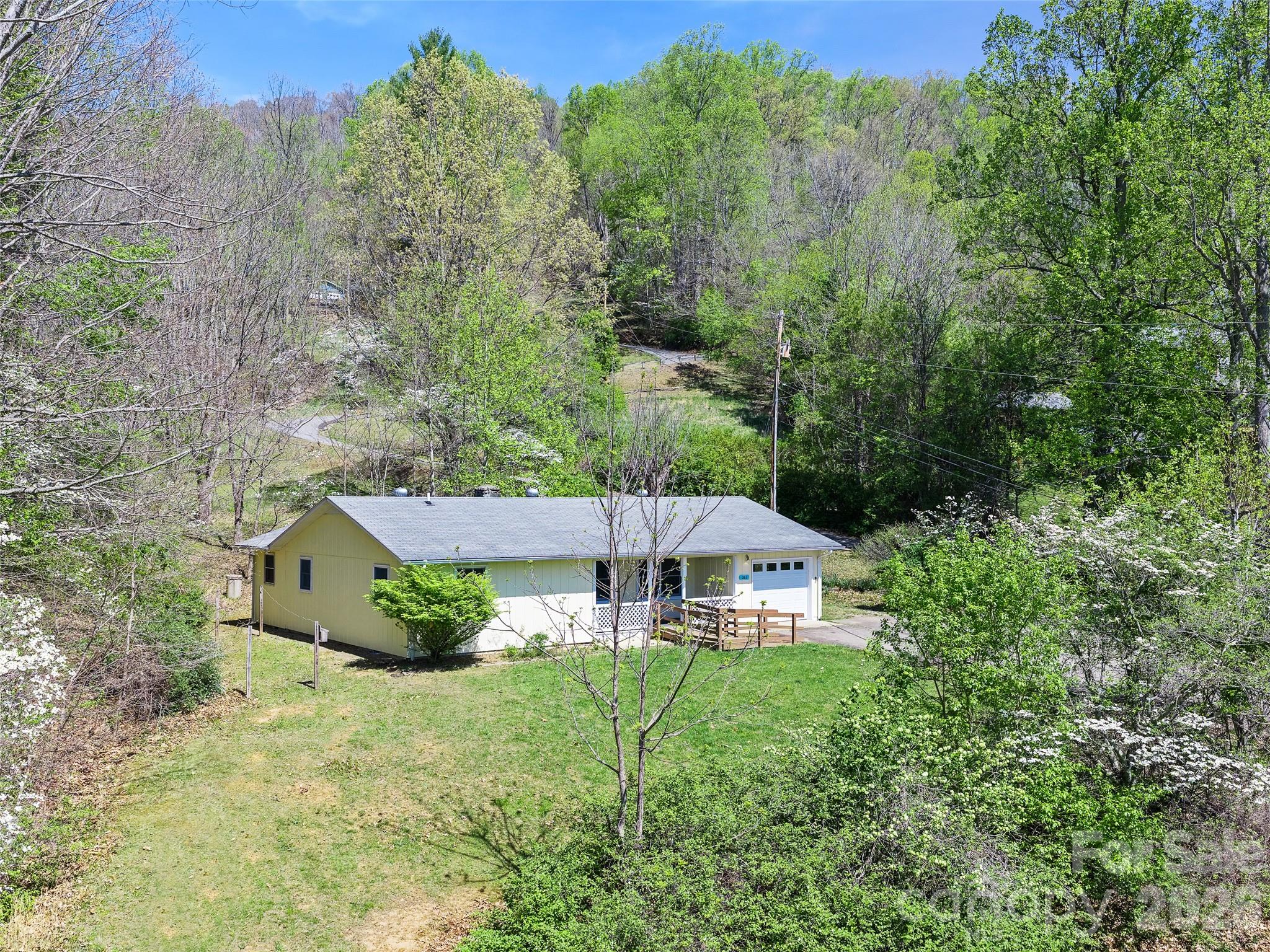 261 Shady Oak Road — Burnsville