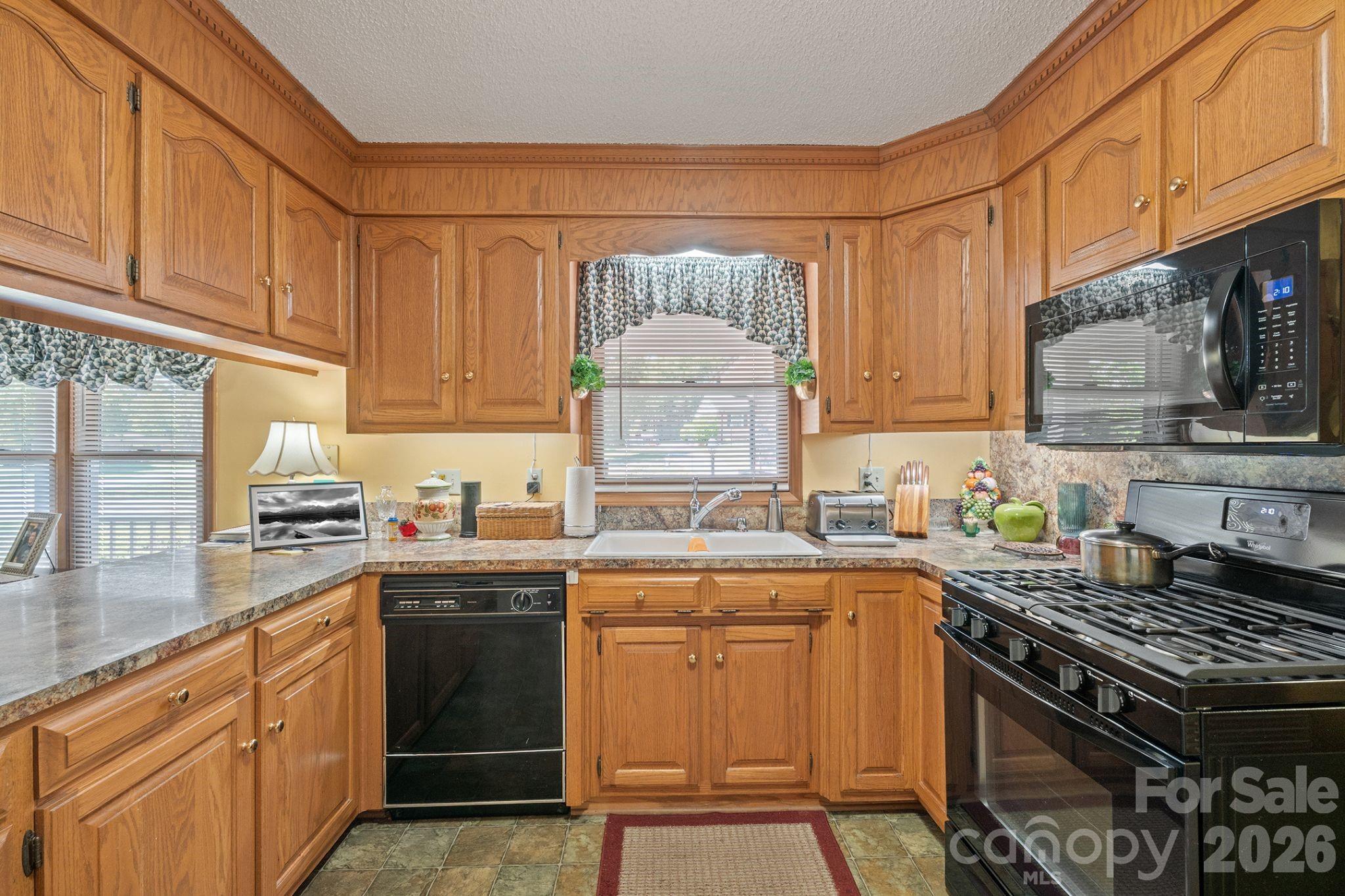 105 Rock Creek Drive — Lincolnton