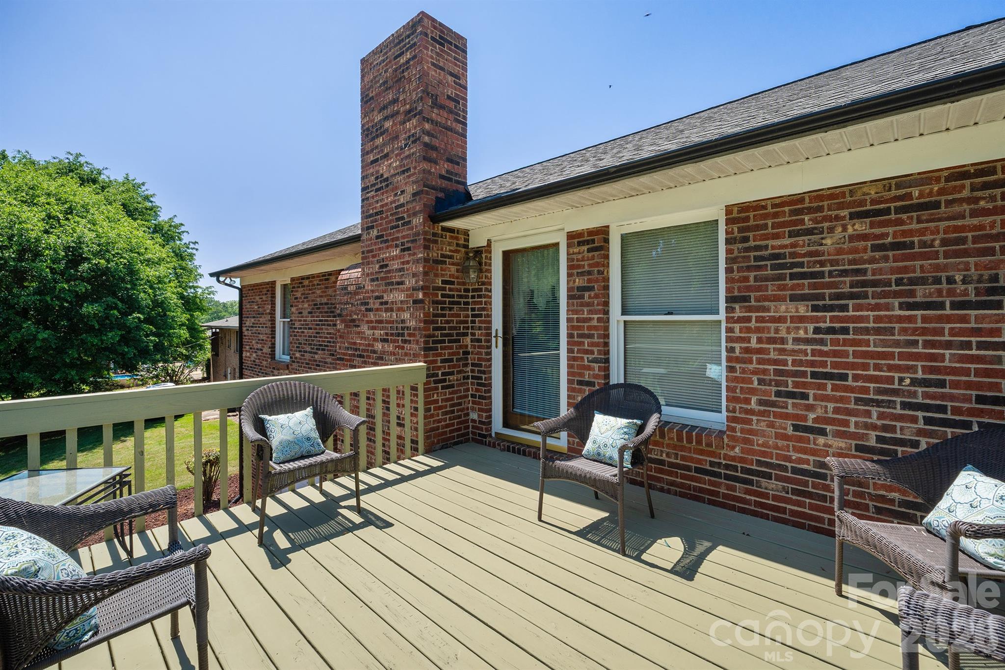 105 Rock Creek Drive — Lincolnton