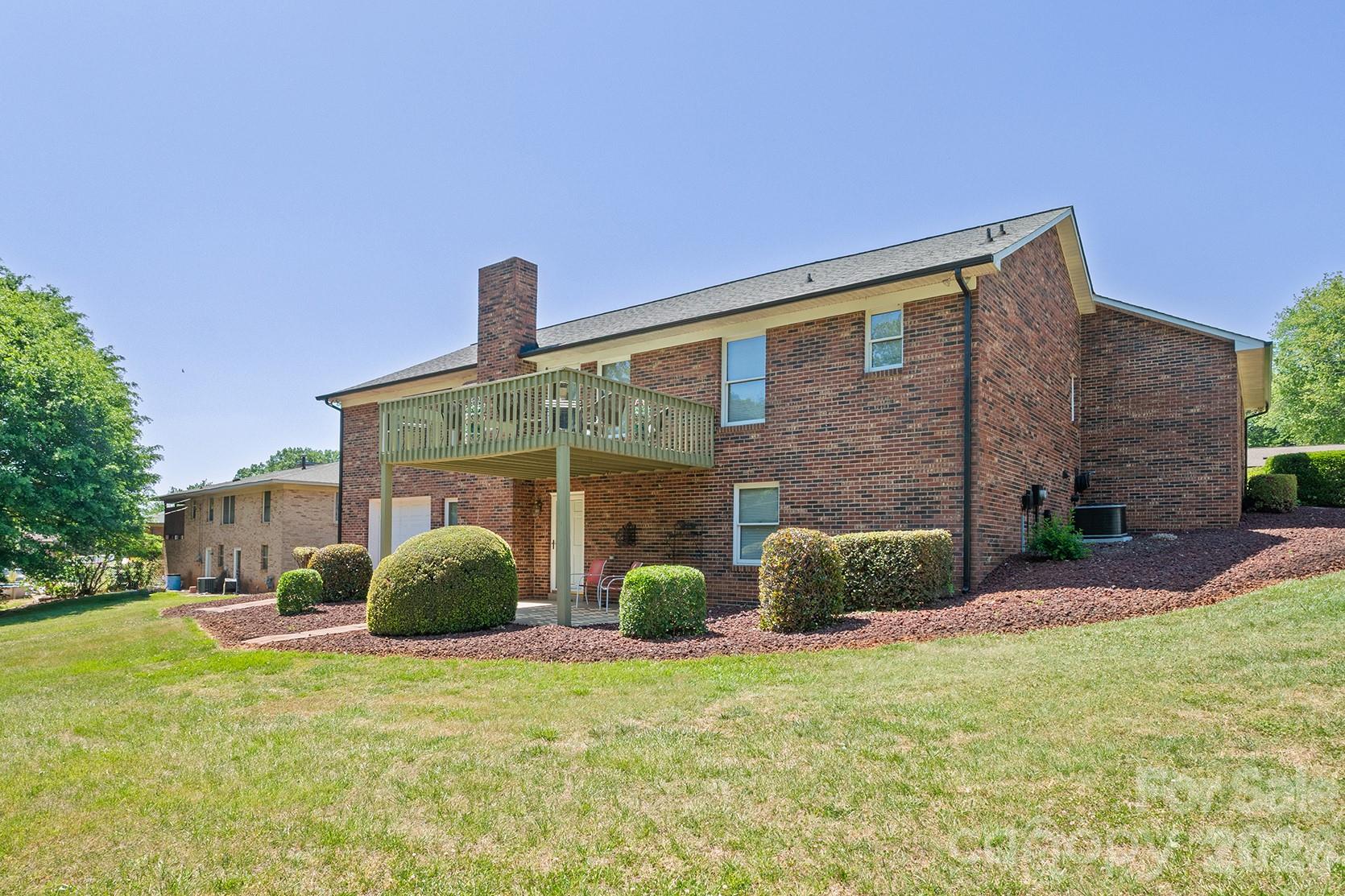 105 Rock Creek Drive — Lincolnton