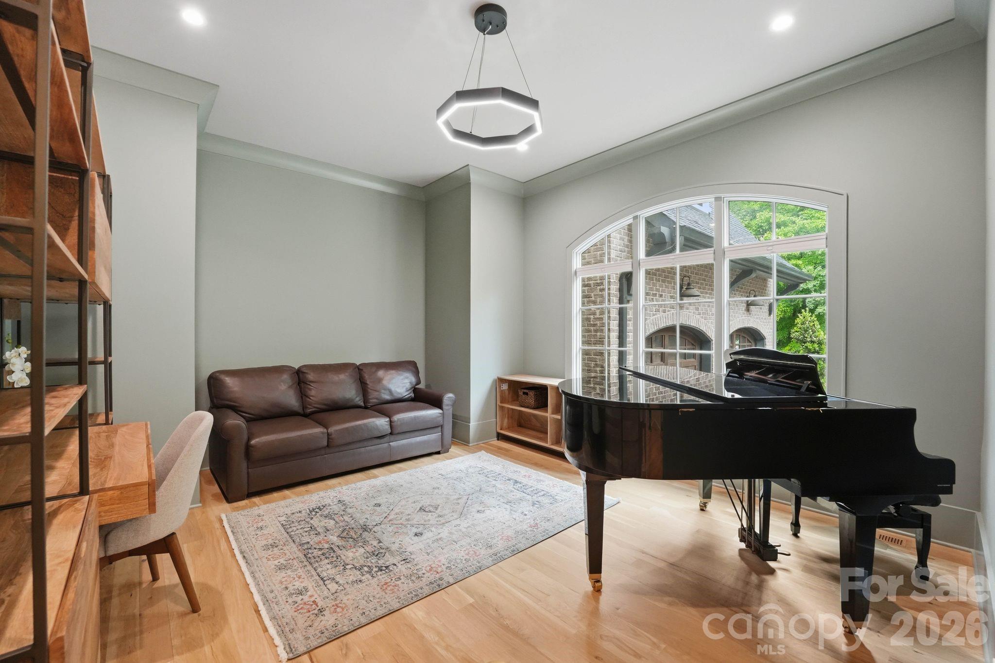 6010 Old Providence Lane — Charlotte