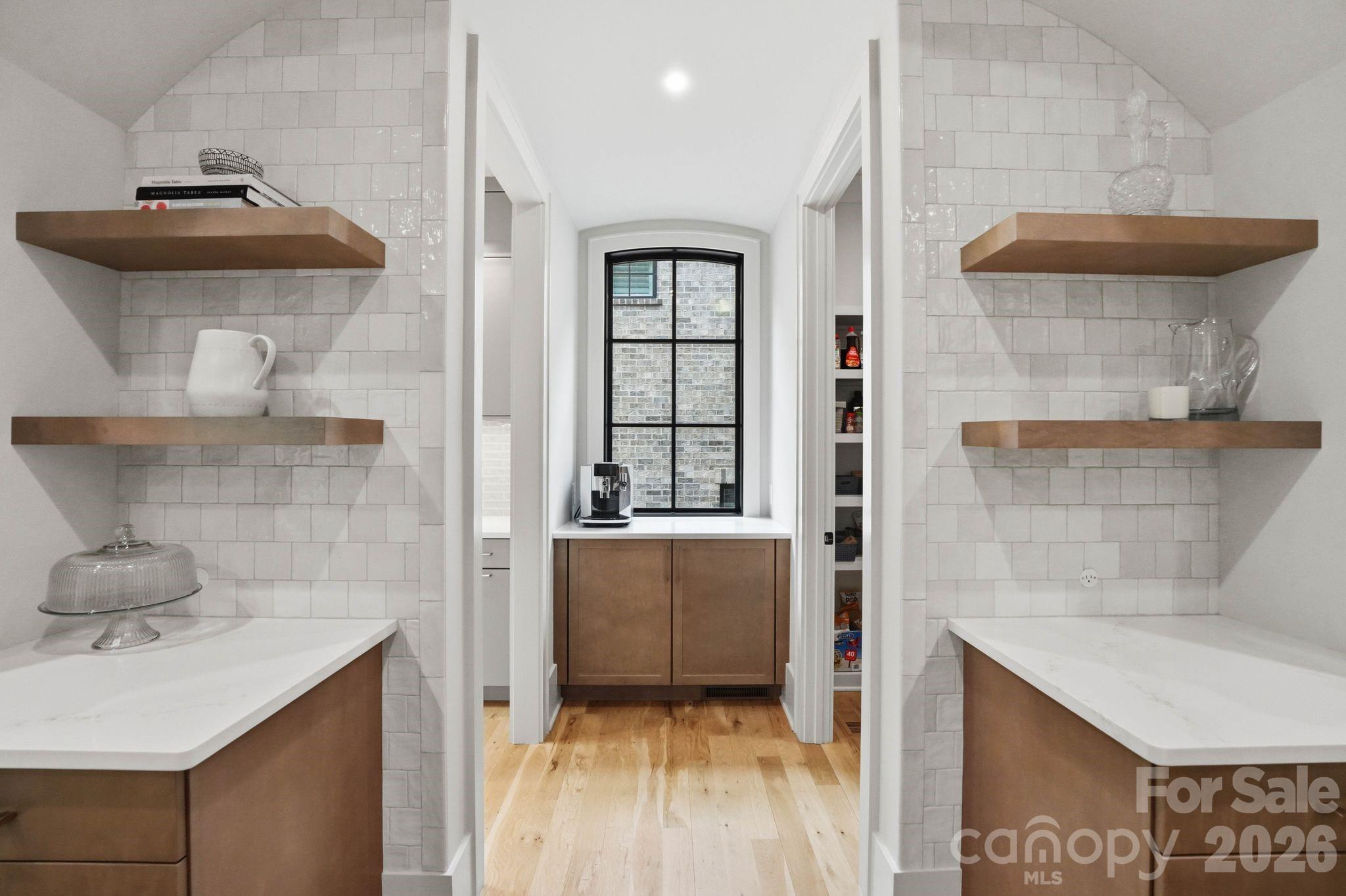 6010 Old Providence Lane — Charlotte