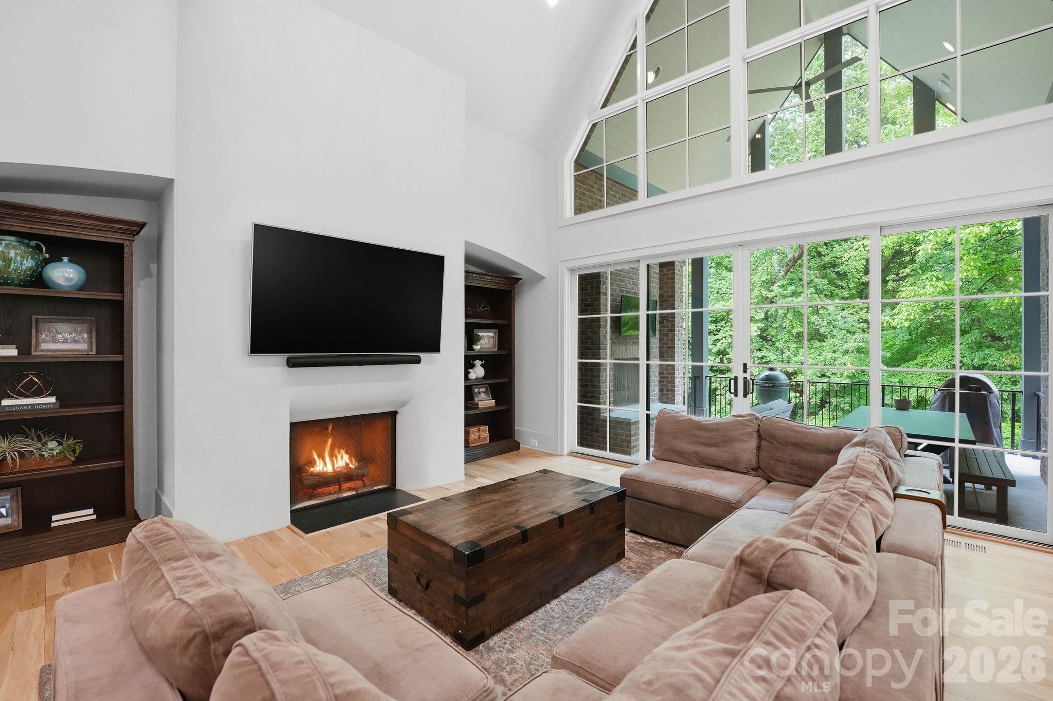 6010 Old Providence Lane — Charlotte