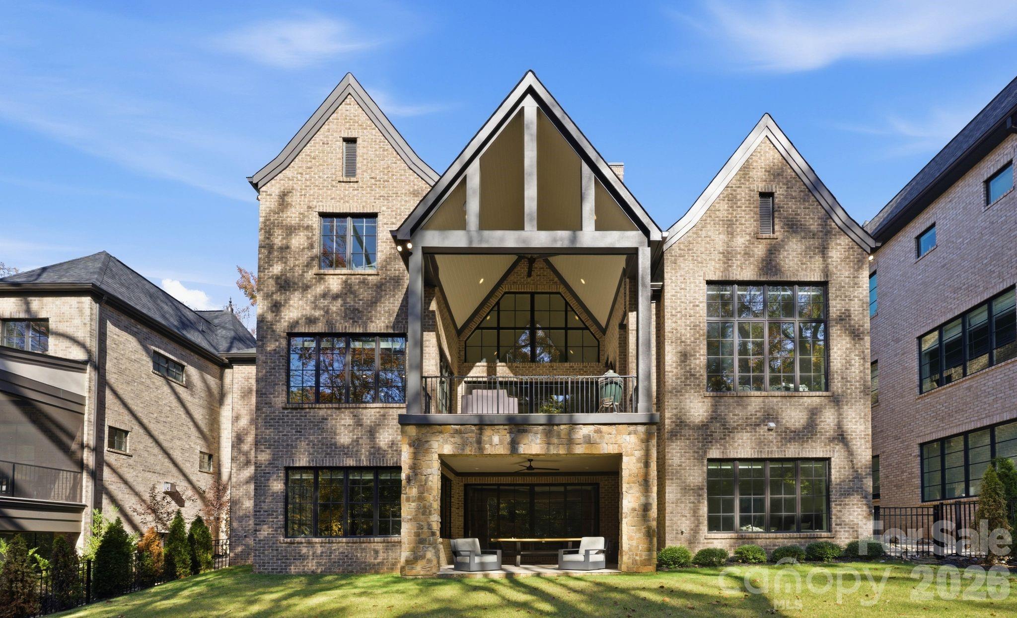 6010 Old Providence Lane — Charlotte