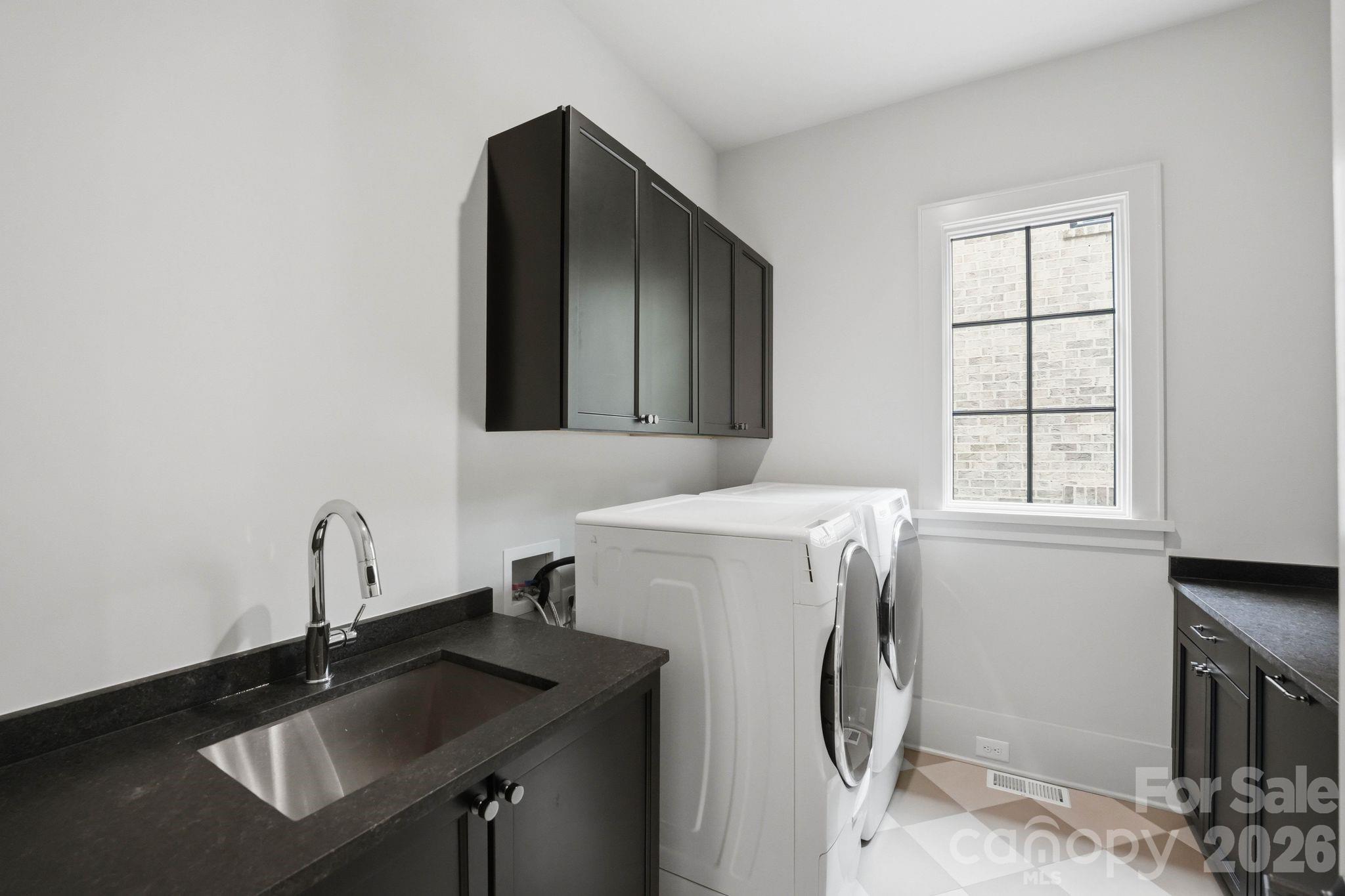 6010 Old Providence Lane — Charlotte