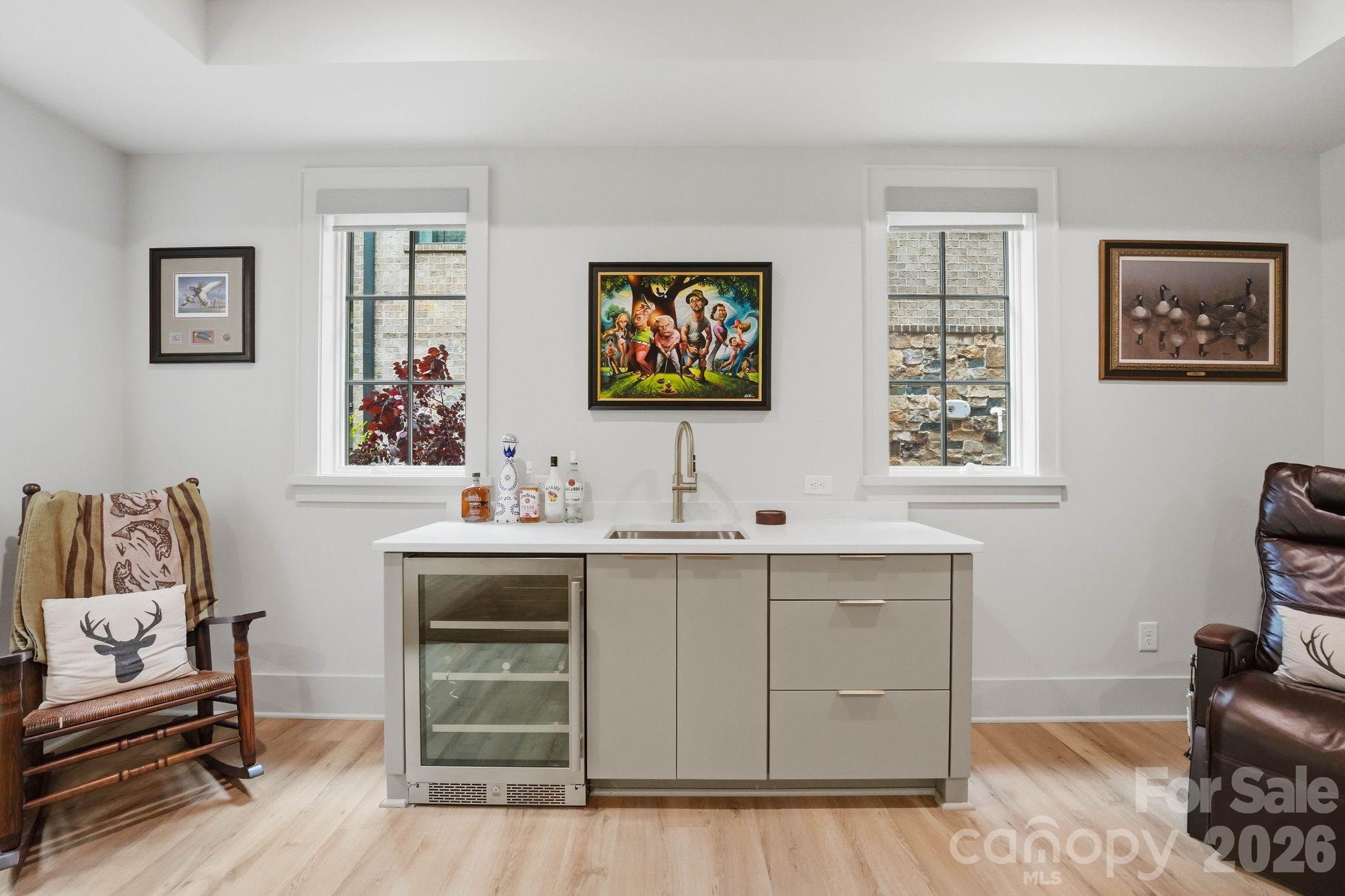 6010 Old Providence Lane — Charlotte